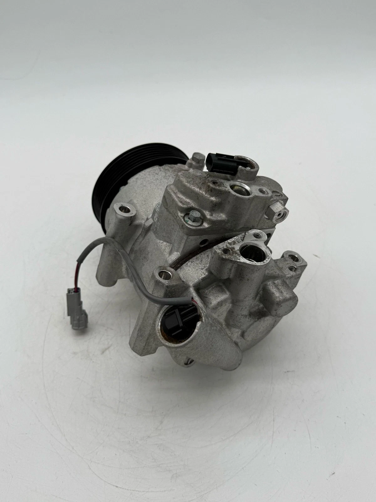 2018-2019 SUBARU OUTBACK LEGACY A/C COMPRESSOR OEM CO 11572C - Image 2
