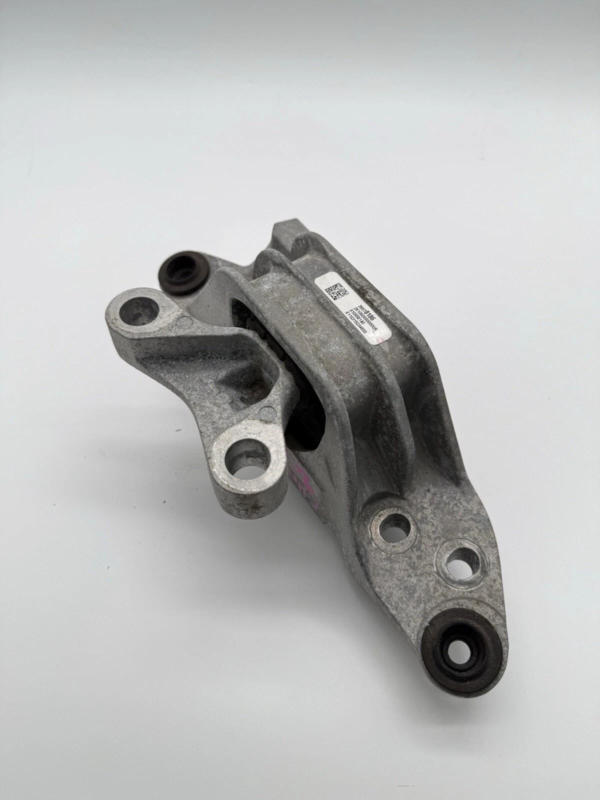 2016-2019 CHEVROLET CRUZE ENGINE MOTOR RIGHT PASSENGER SIDE BRACKET MOUNT OEM - Image 6