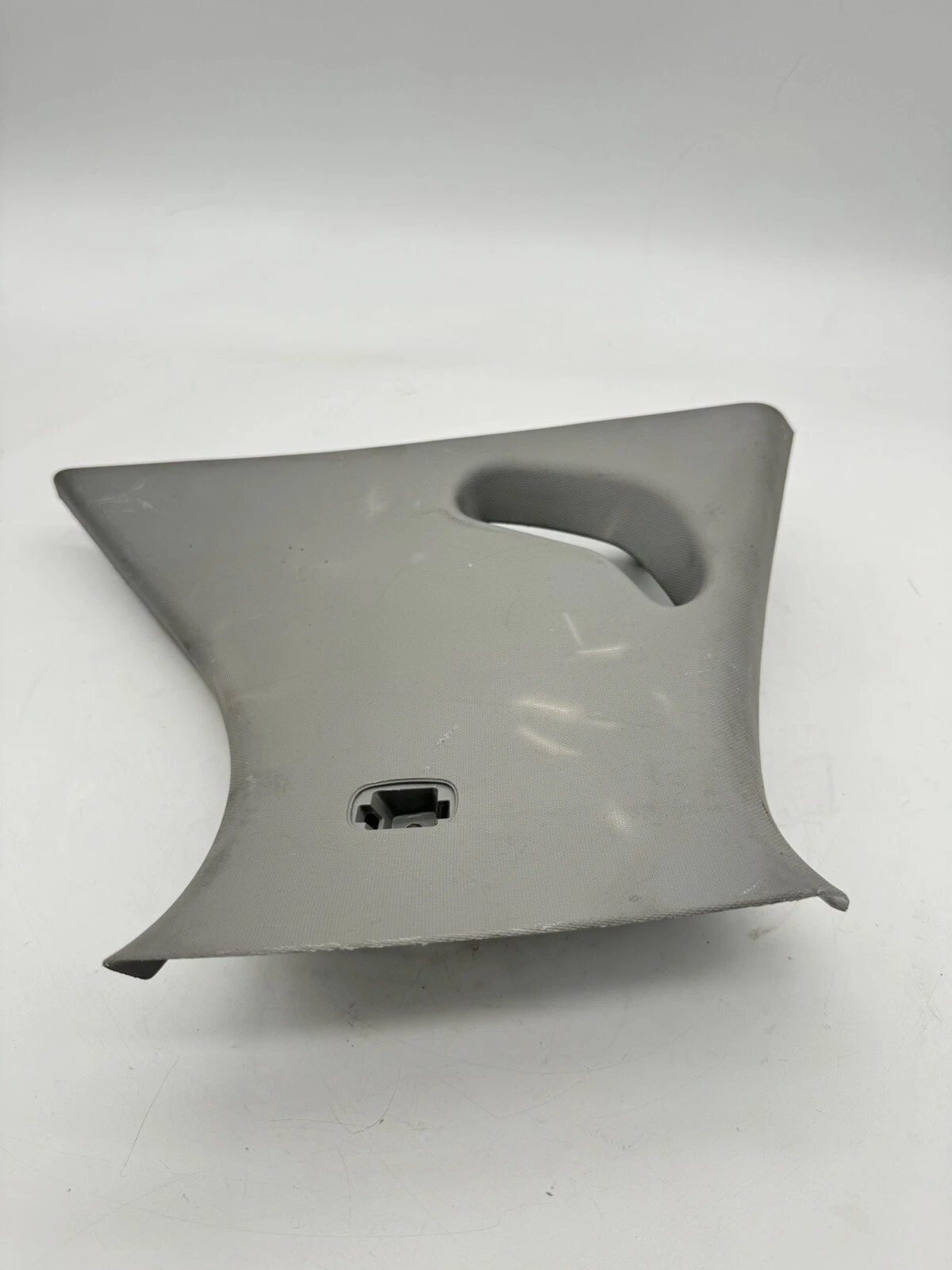 2016 - 2022 Rear Right Quarter Upper Trim Panel 2021 Chevrolet Spark 95408363 - Image 4