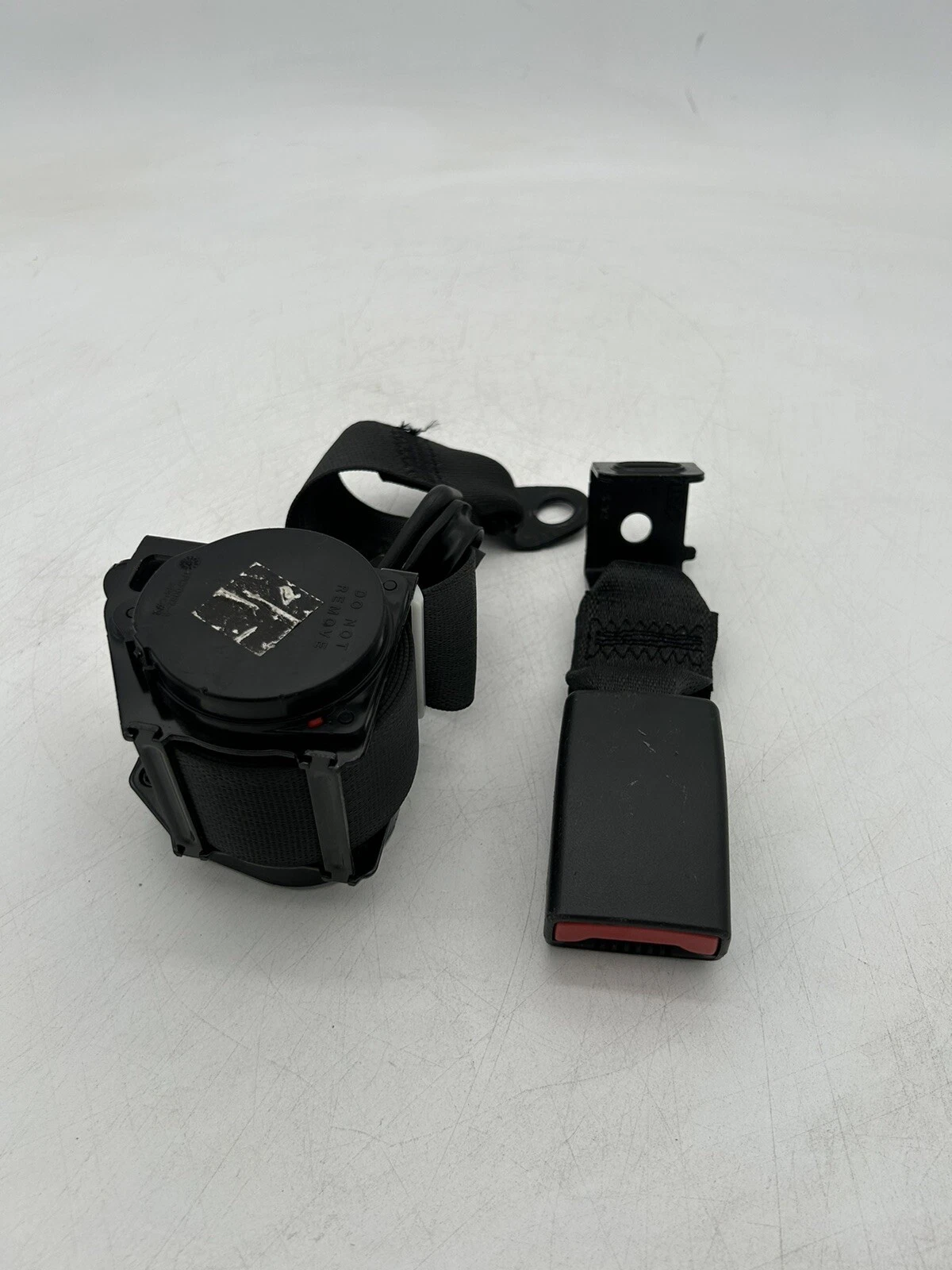2018-2020 CHEVROLET SPARK REAR RIGHT PASSENGER SIDE SEAT BELT RETRACTOR 42589893 - Image 9