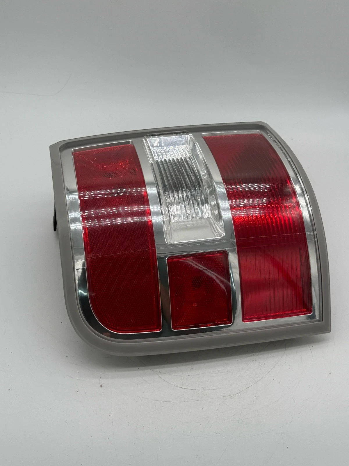 2013-2019 FORD FLEX REAR LEFT DRIVER SIDE HALOGEN TAIL LIGHT LAMP CA83-13B505-AB - Image 11