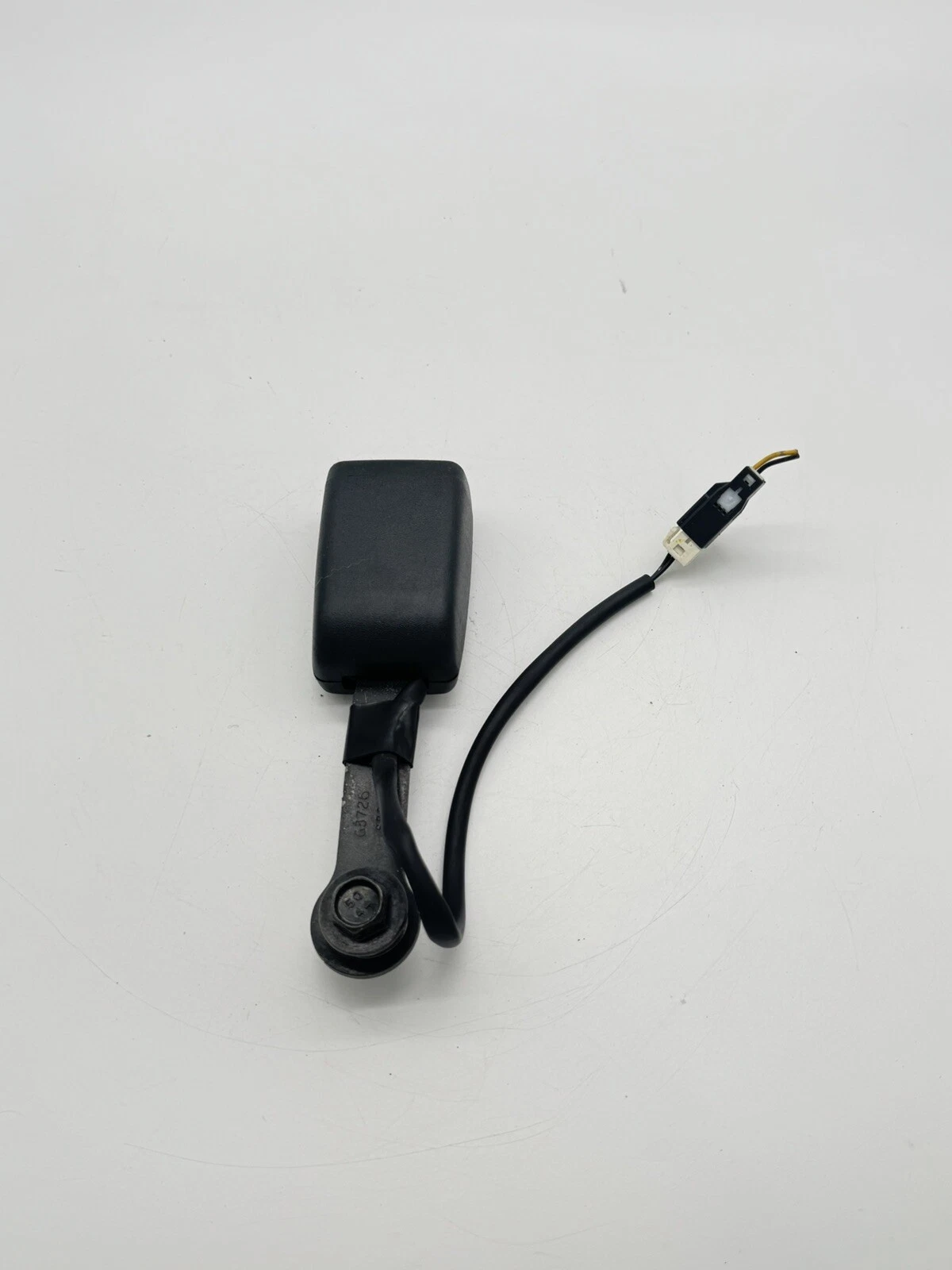2014-2024 INFINITI QX80 FRONT RIGHT PASSENGER SIDE SEAT BELT BUCKLE OEM BLACK - Image 3