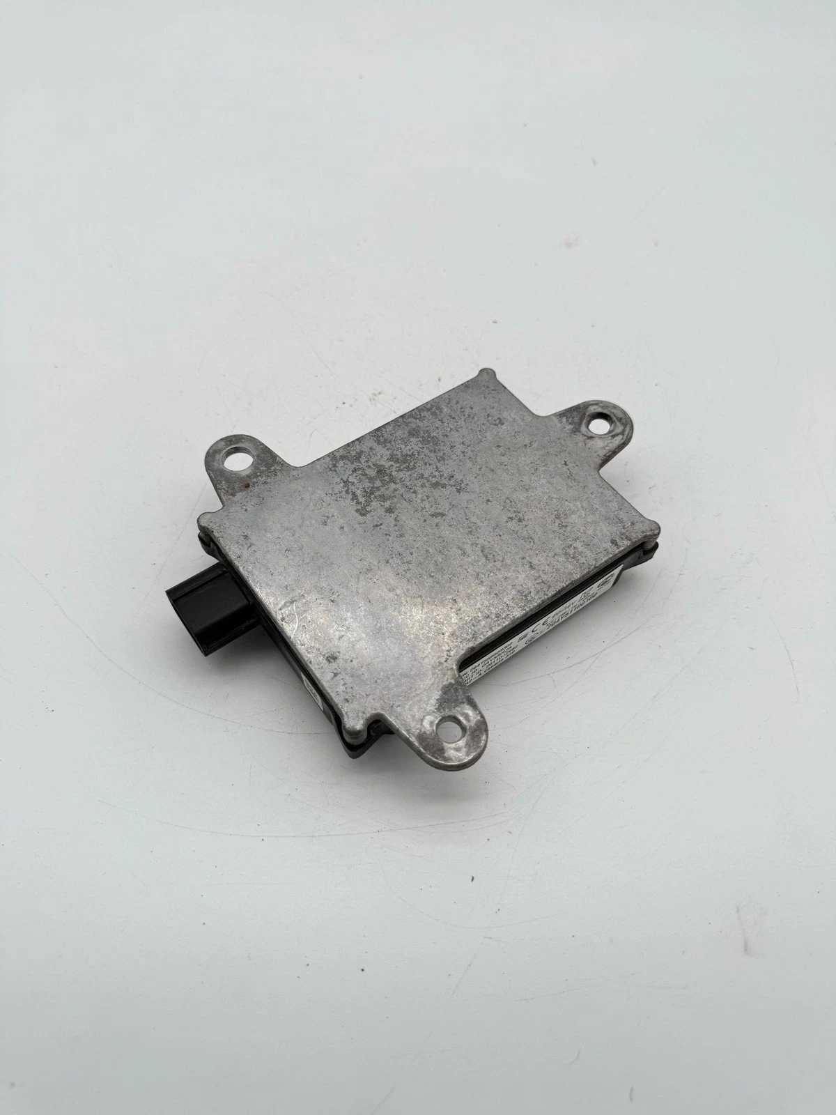 2014-2015 LEXUS is IS250 IS350 OEM REAR BLIND SPOT SENSOR 88162-0W080 - Image 2