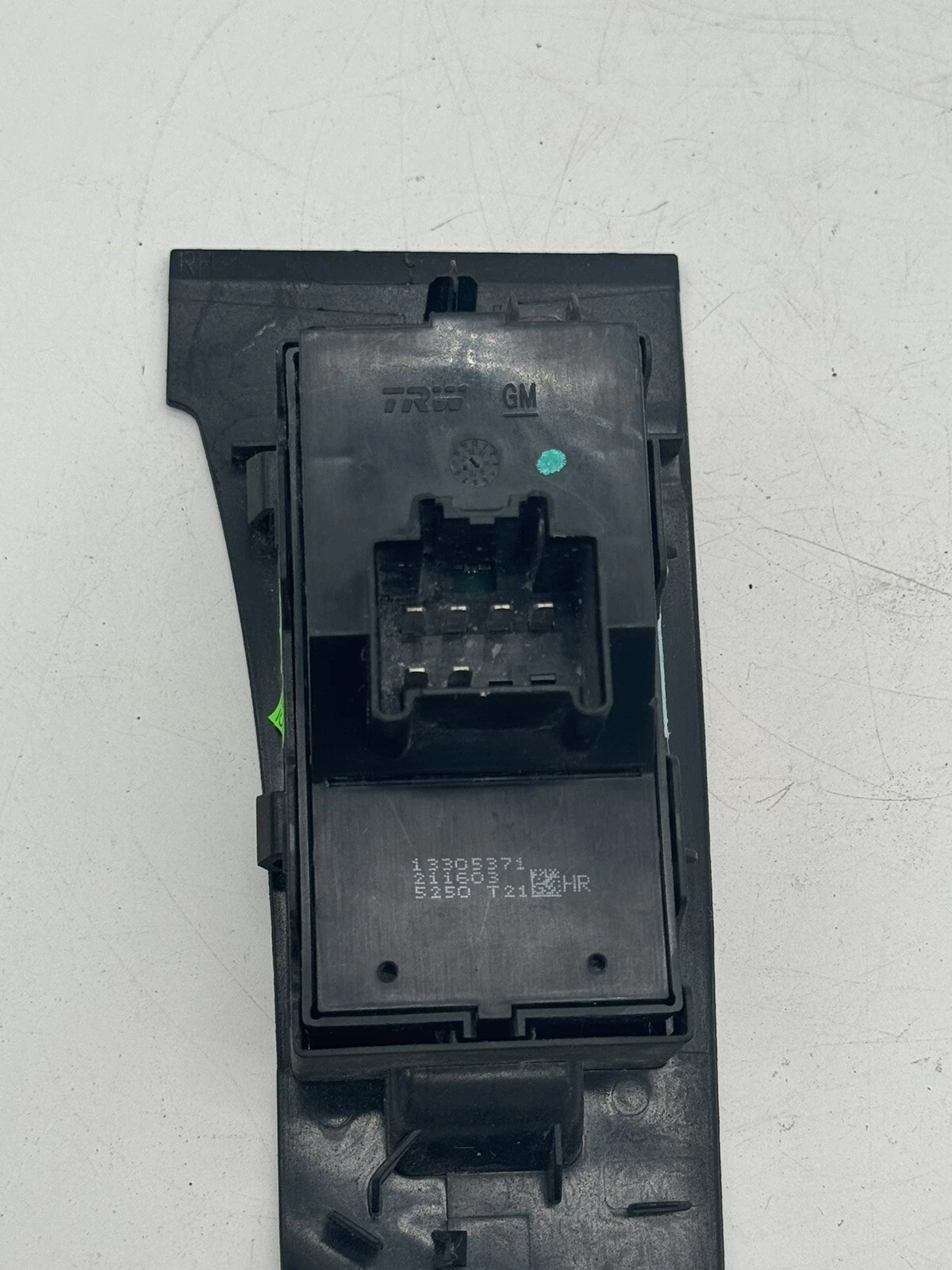 2012-2017 BUICK VERANO FRONT RIGHT WINDOW SWITCH OEM 13305371 - Image 11