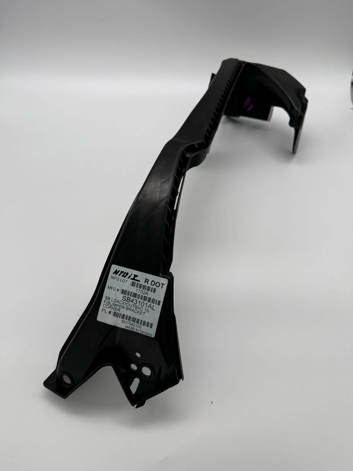 2010-2014 Subaru Outback/Legacy Front Bumper Cover Bracket Driver Side SU1042100 - Image 8
