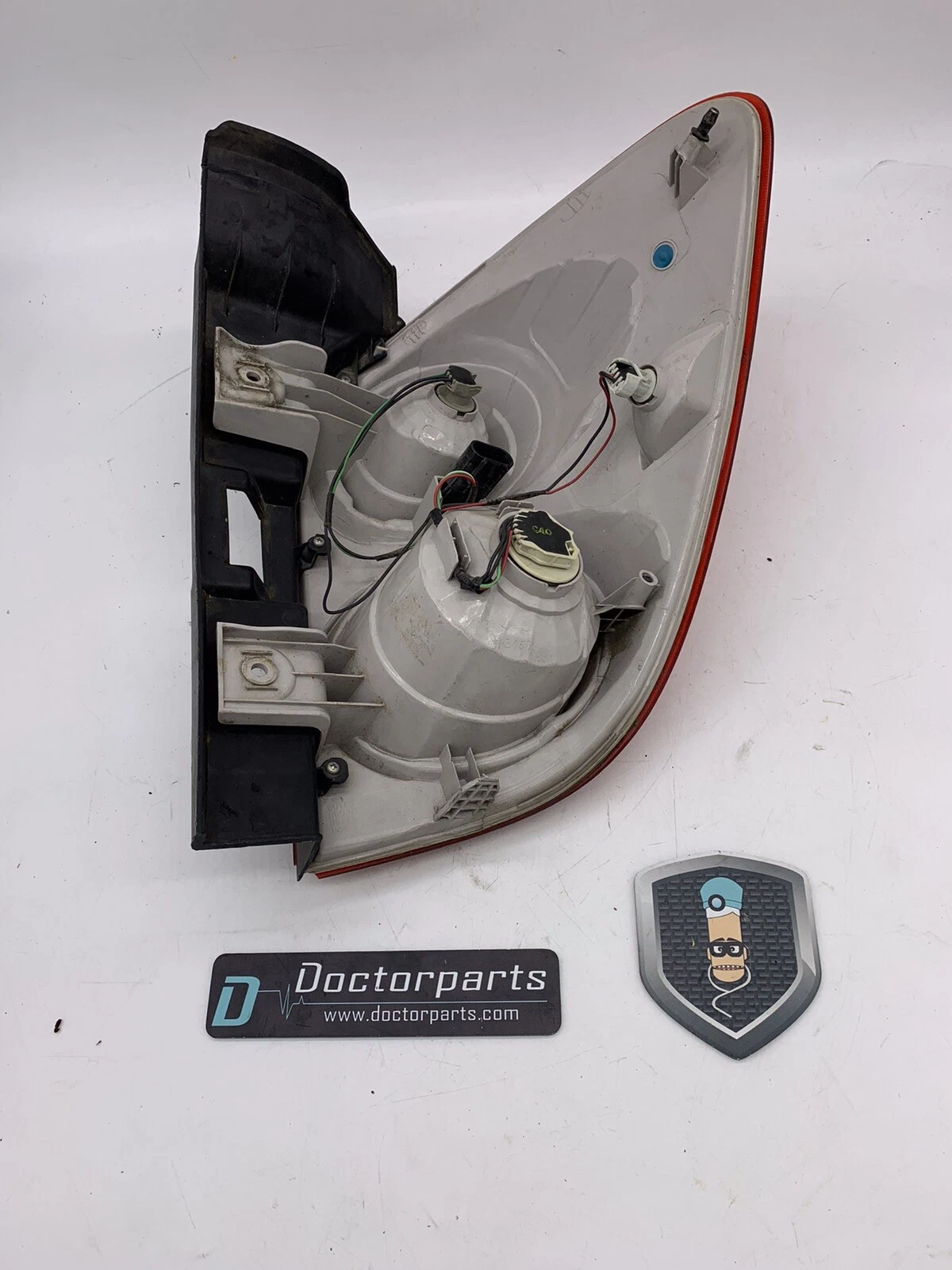 2010-2013 Chevrolet Equinox Tail Light OEM LH DRIVER SIDE LEFT - Image 2