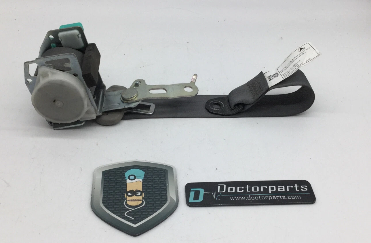 2014-2018 TOYOTA COROLLA REAR SEAT BELT PASSENGERS RIGHT /LEFT OEM 152086D96210 - Image 2