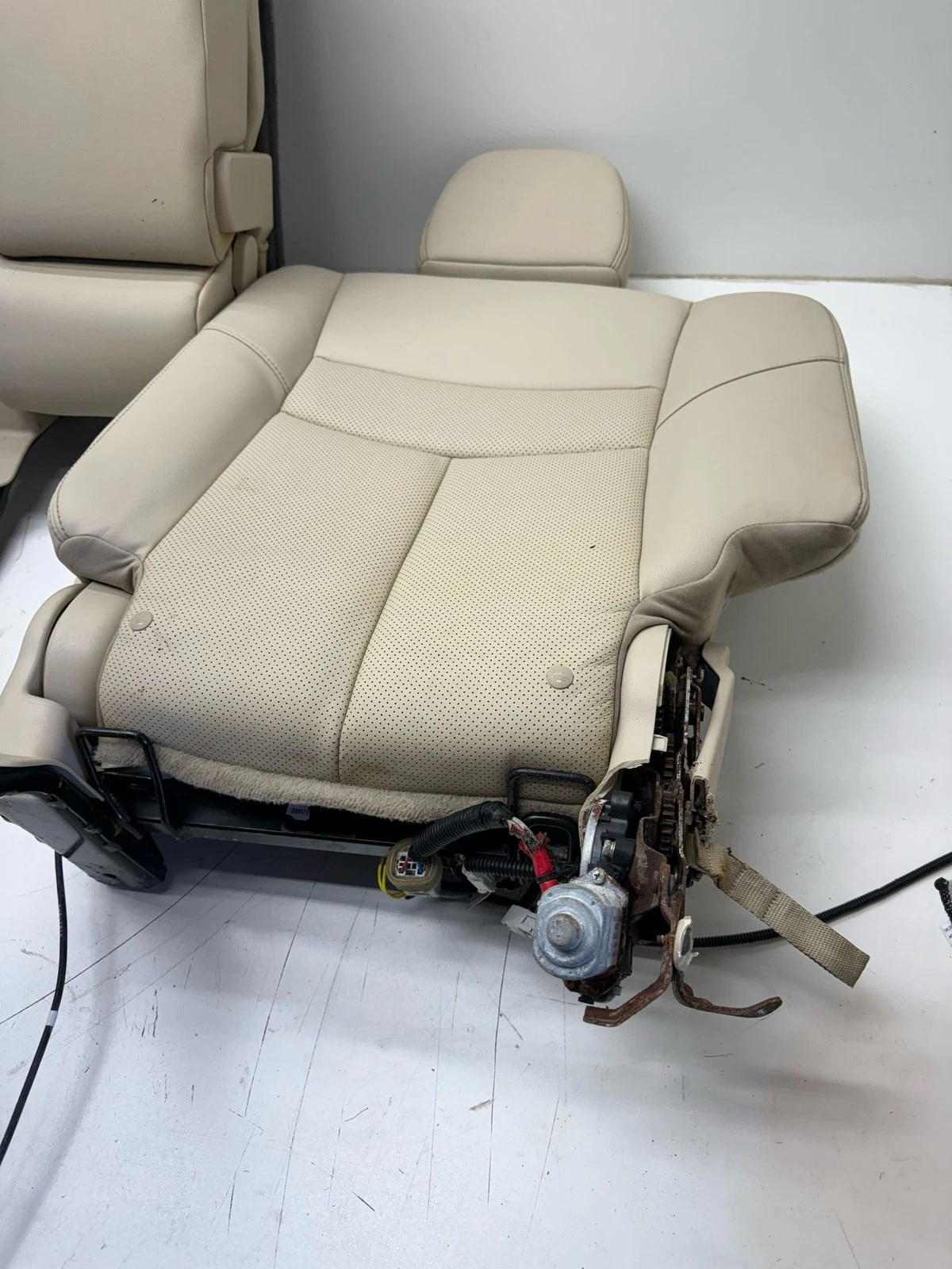 2018-2024 NISSAN MURANO REAR 2ND ROW UPPER CUSHION SEAT OEM - Image 8