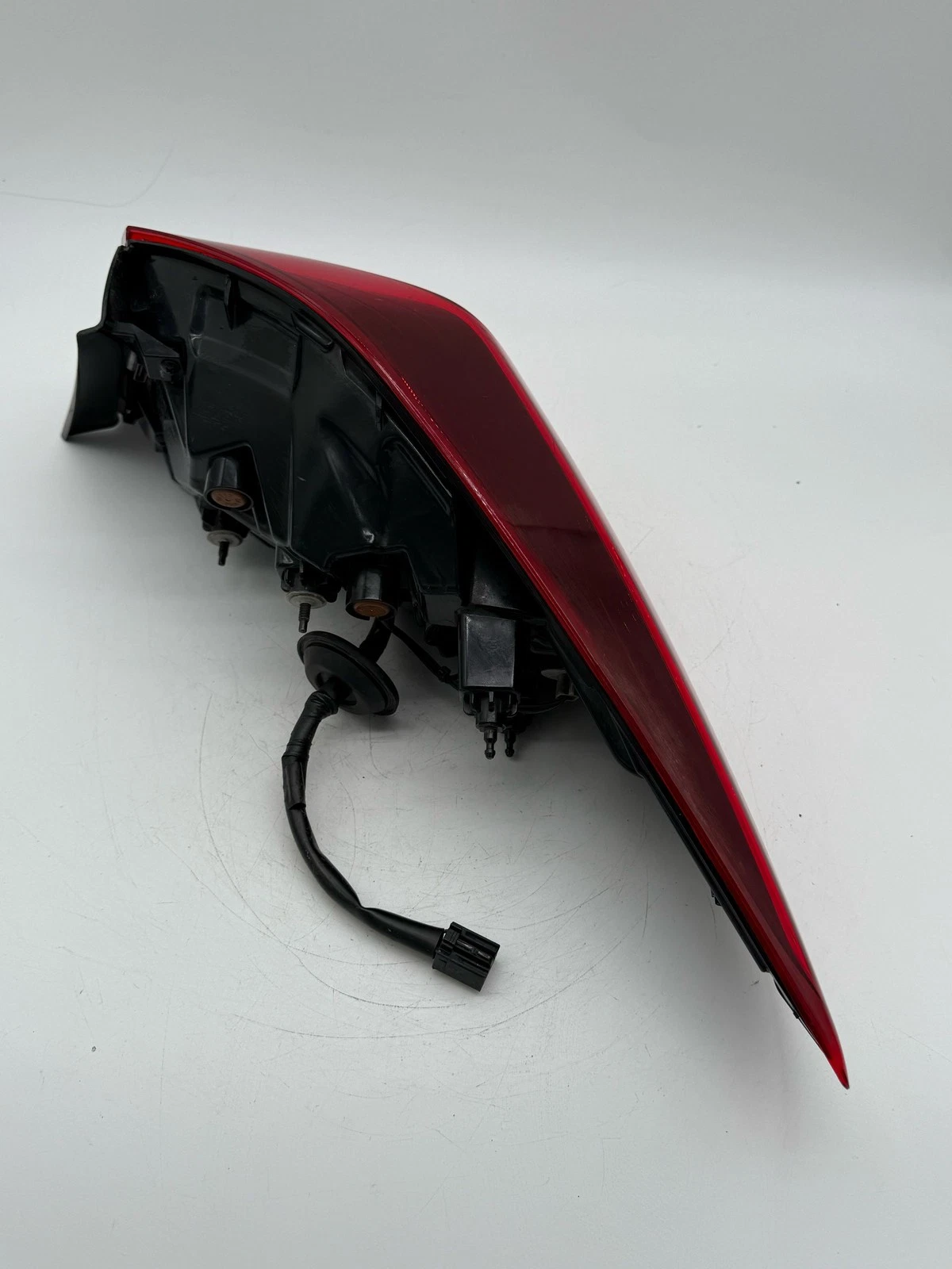 2019- 2020 HYUNDAI ELANTRA LH DRIVER REAR HALOGEN TAIL LIGHT OEM 92401-F3500 - Image 9
