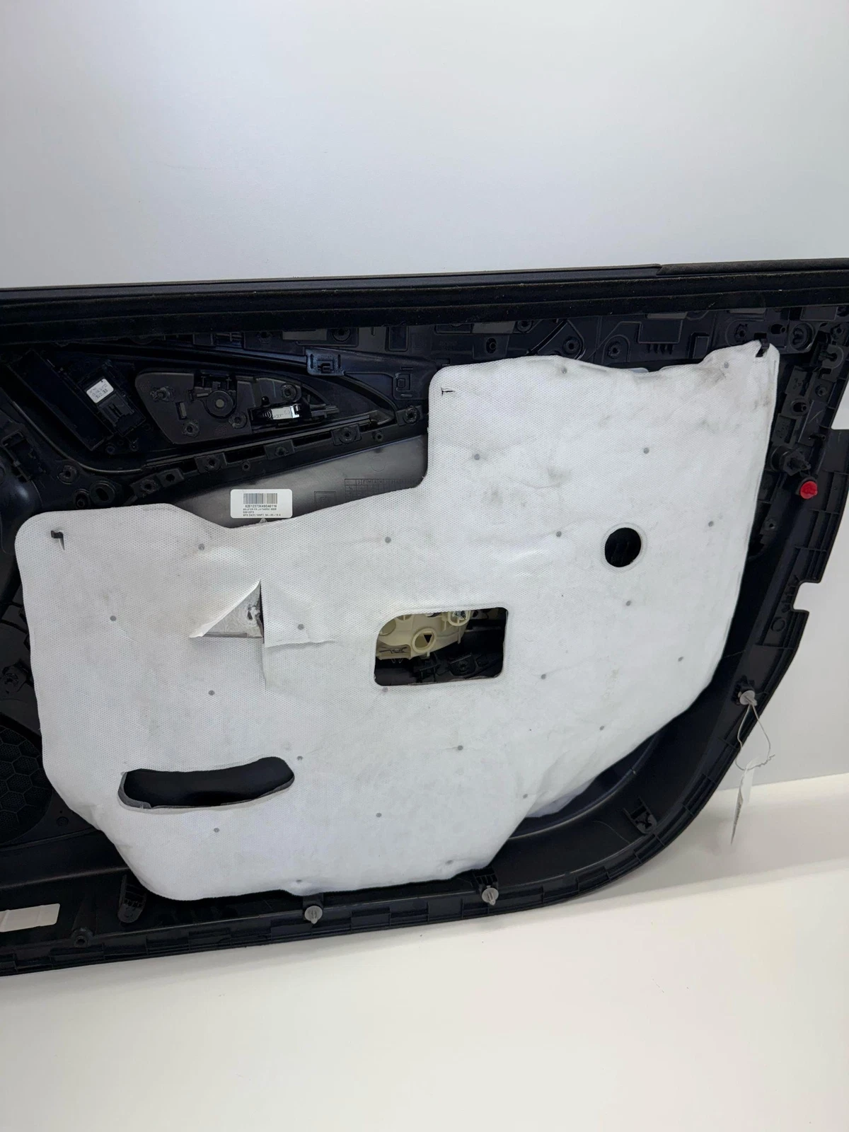 2016-2018 Chevrolet Malibu Driver Side Front Door Panel OEM - Image 4