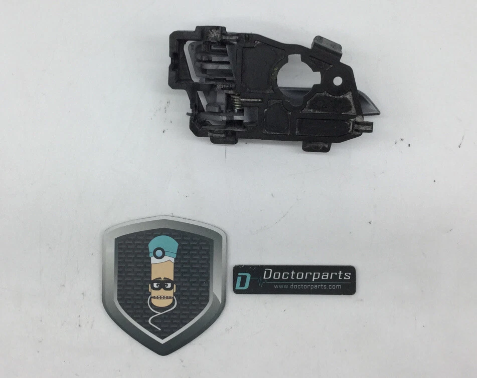 KIA RIO 2011 - 2014 HANDLE ASSY FRONT DOOR RIGHT 82620-1W000 #4 USED OEM - Image 5