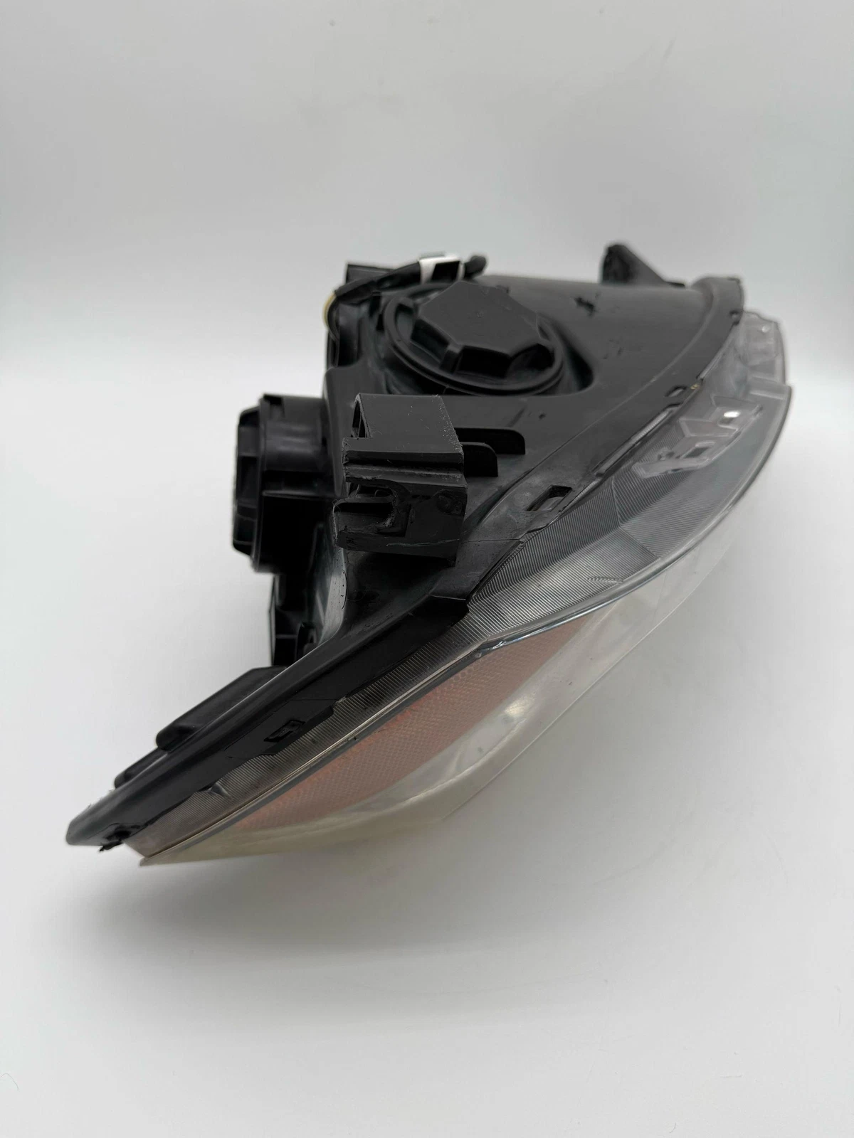 2017-2020 Chevrolet Sonic Halogen Headlight LH Left Driver Side OEM - Image 3