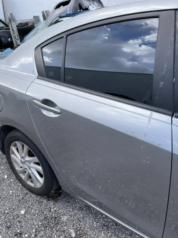 2012 Door MAZDA 3 I Touring Sedan RH Rear Door Passenger Used Local Pick Up