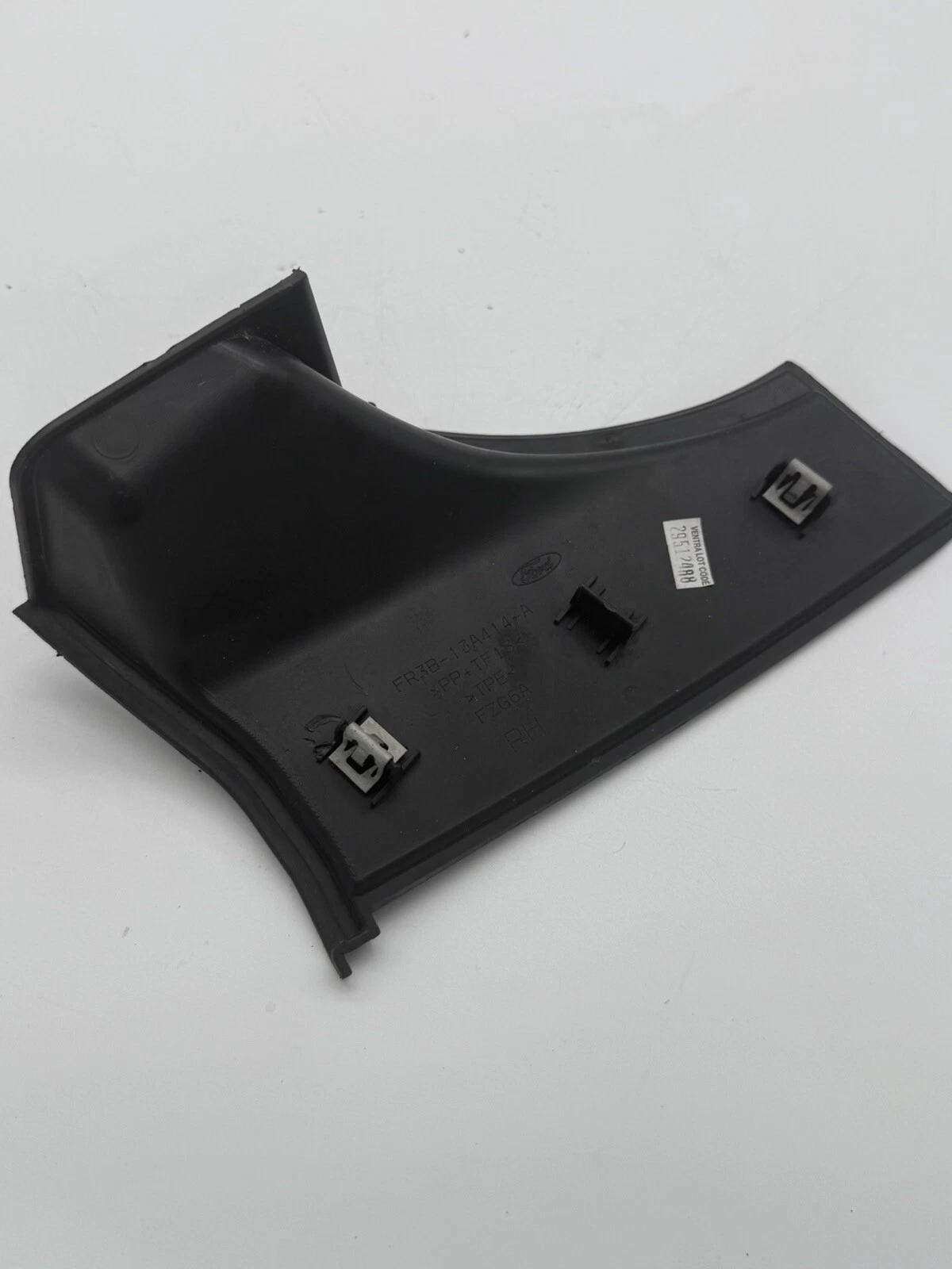 2015-2020 Ford Mustang GT Rear Right Pad Cover Trim FR3B-13A414-A 15-20 - Image 7