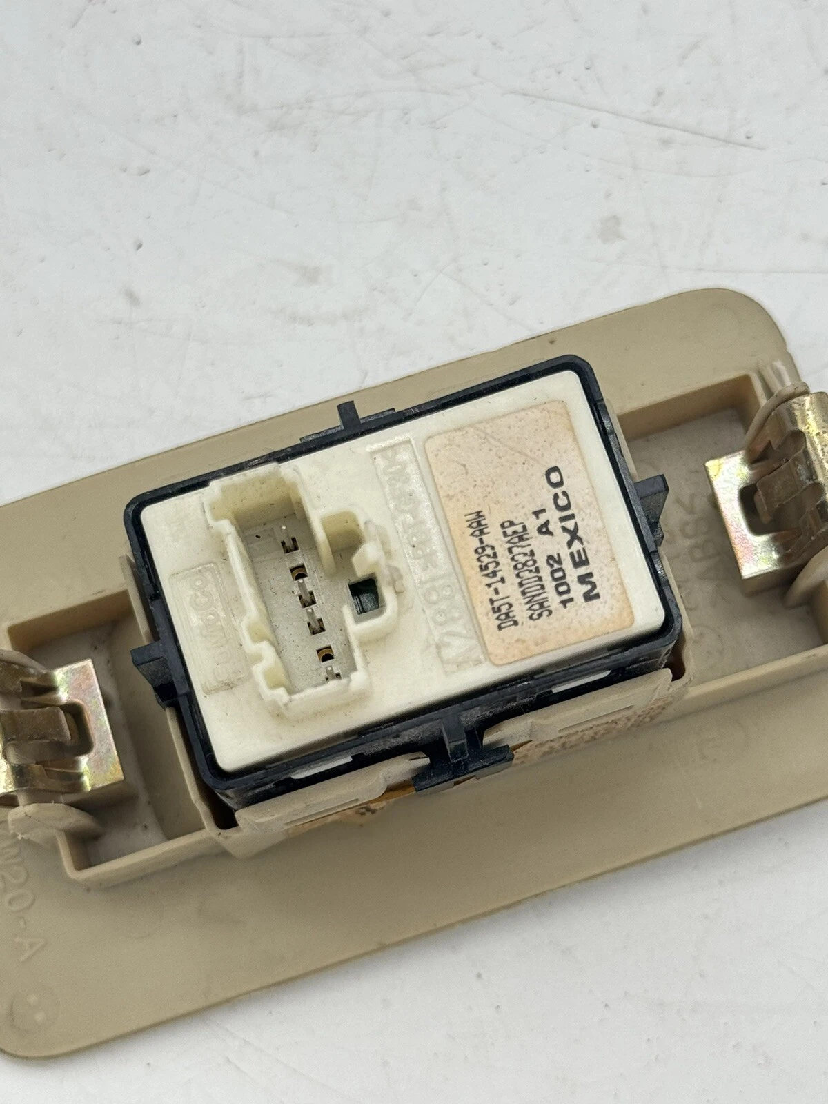 2013-2016 Ford Taurus LINCOLN MKS PASSENGER POWER WINDOW SWITCH DA5T-14529-AAW - Image 11