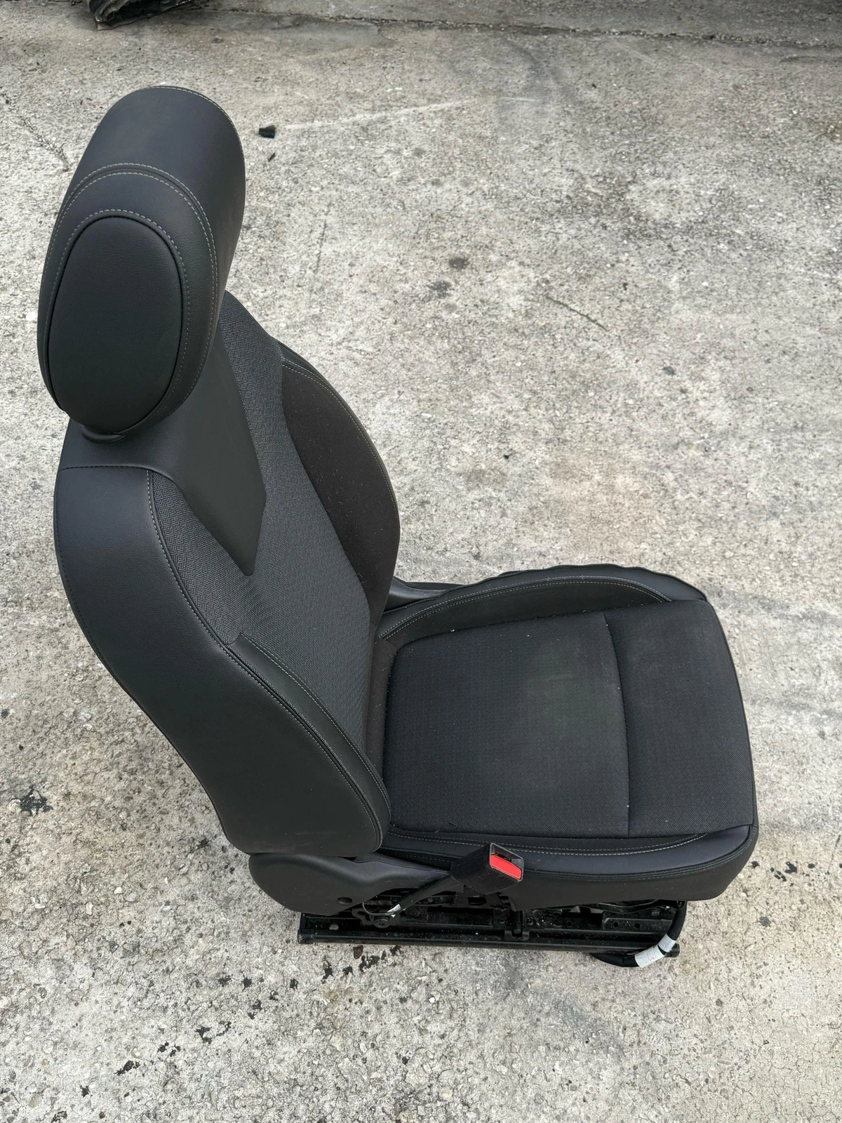 2020-2022 BUICK ENCORE GX FRONT LEFT DRIVER SIDE SEAT MANUAL CLOTH AND LEATHER - Image 3