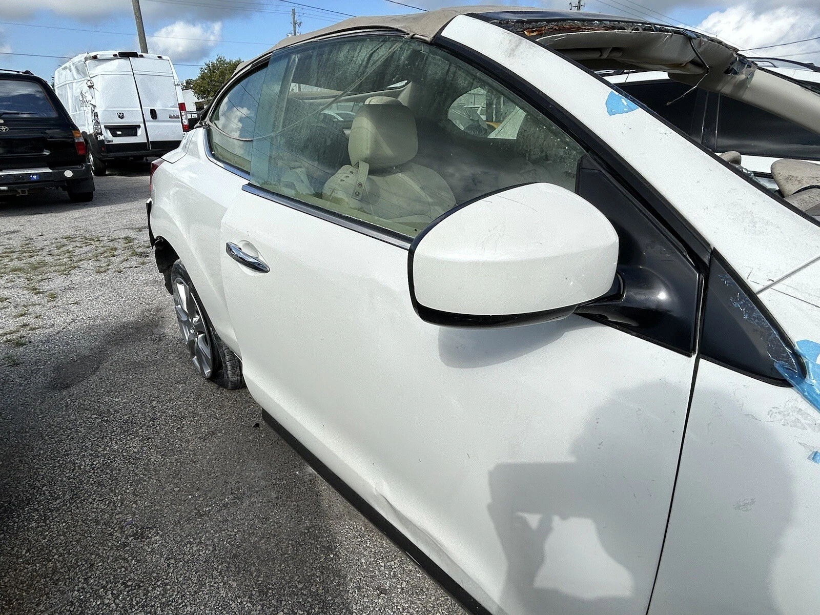 2014 Nissan Murano Crosscabriolet Front Left Driver Door Shell White - Image 10