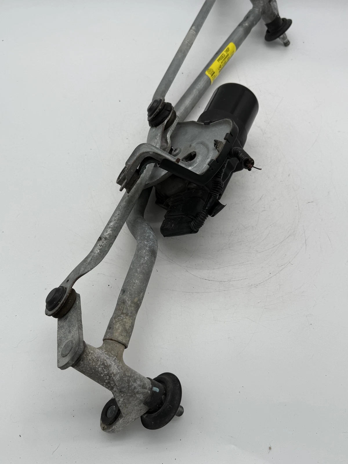 2018-2020 DODGE PROMASTER 2500 WINDSHIELD WIPER MOTOR OEM 04725998AE - Image 8