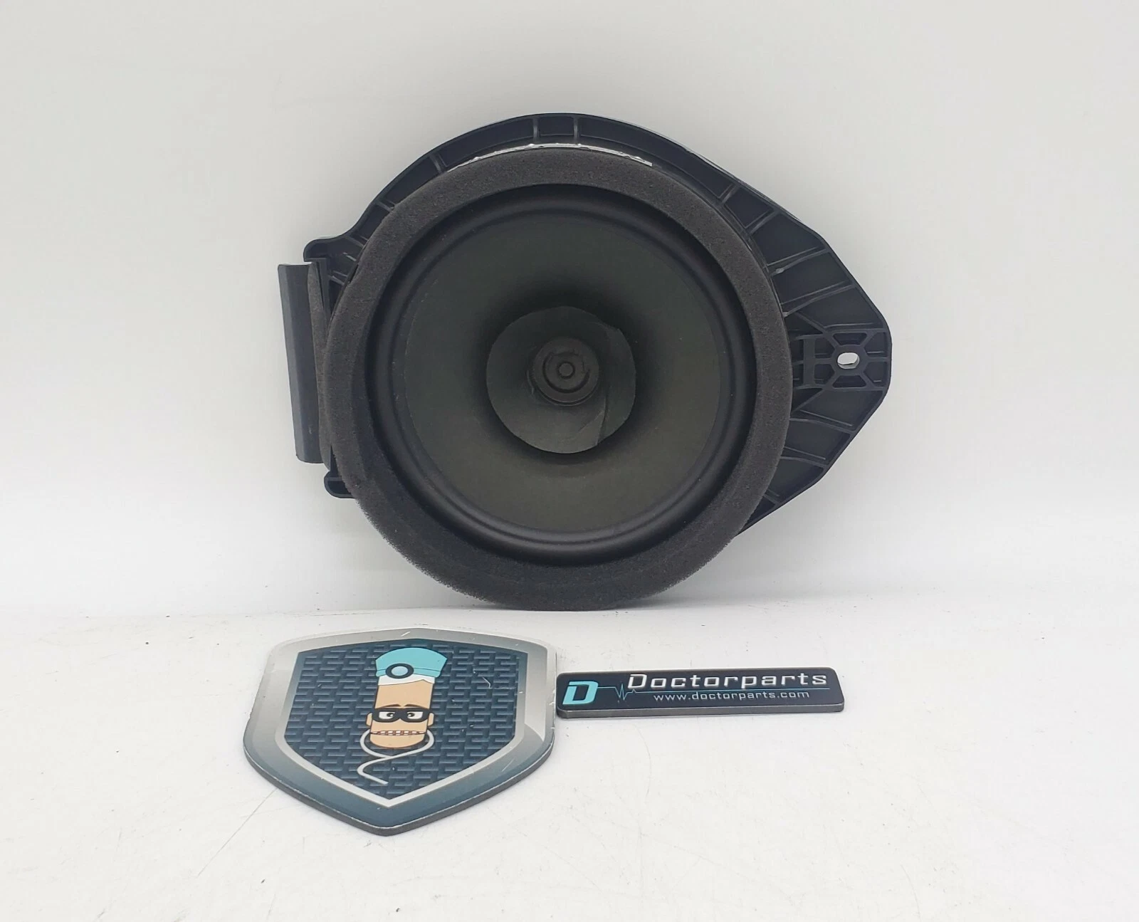 2018-2020 GMC TERRAIN SLT RIGHT PASSENGER REAR DOOR SPEAKER USED OEM B1