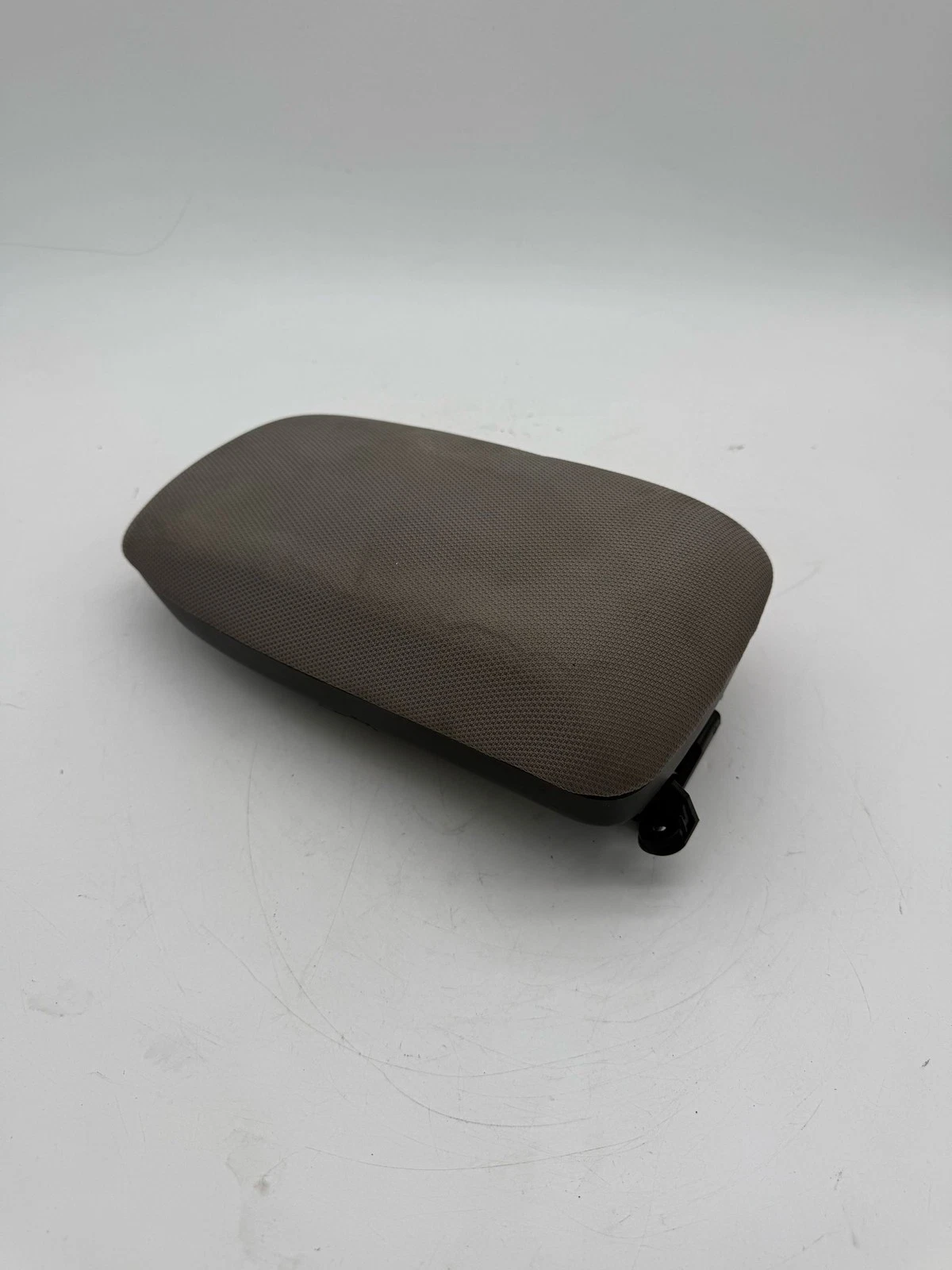 2014-2019 TOYOTA COROLLA ARMREST CENTER CONSOLE LID GREY CLOTH OEM - Image 8
