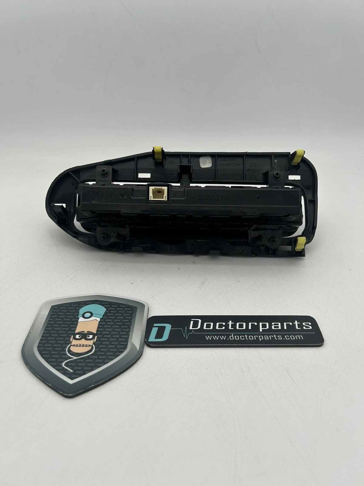 2016-2018 Toyota Corolla Ac Heater Climate Control Temperature Oem 55468-02060⭐️ - Image 3