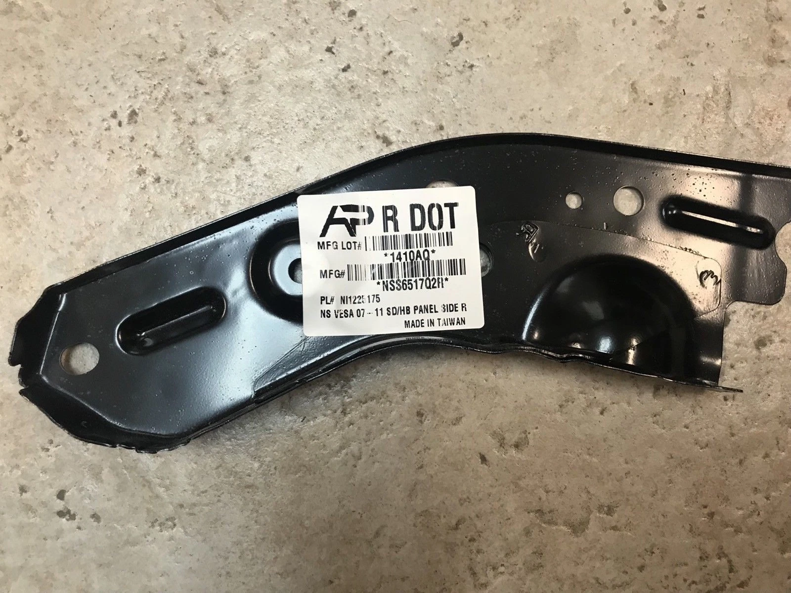 Front Right Radiator Support For 2007- 2012 Nissan Versa Black Side Panel - Image 2
