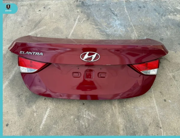 2011-2013 HYUNDAI ELANTRA Trunk/decklid/hatch/tailgate OEM