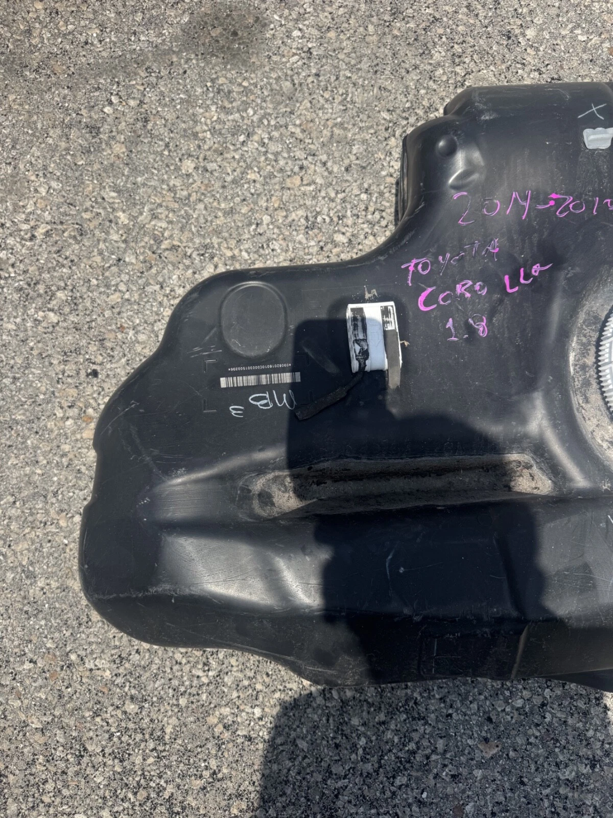 2014-2018 TOYOTA COROLLA SEDAN FUEL TANK ASSEMBLY OEM S7111-02590 - Image 5