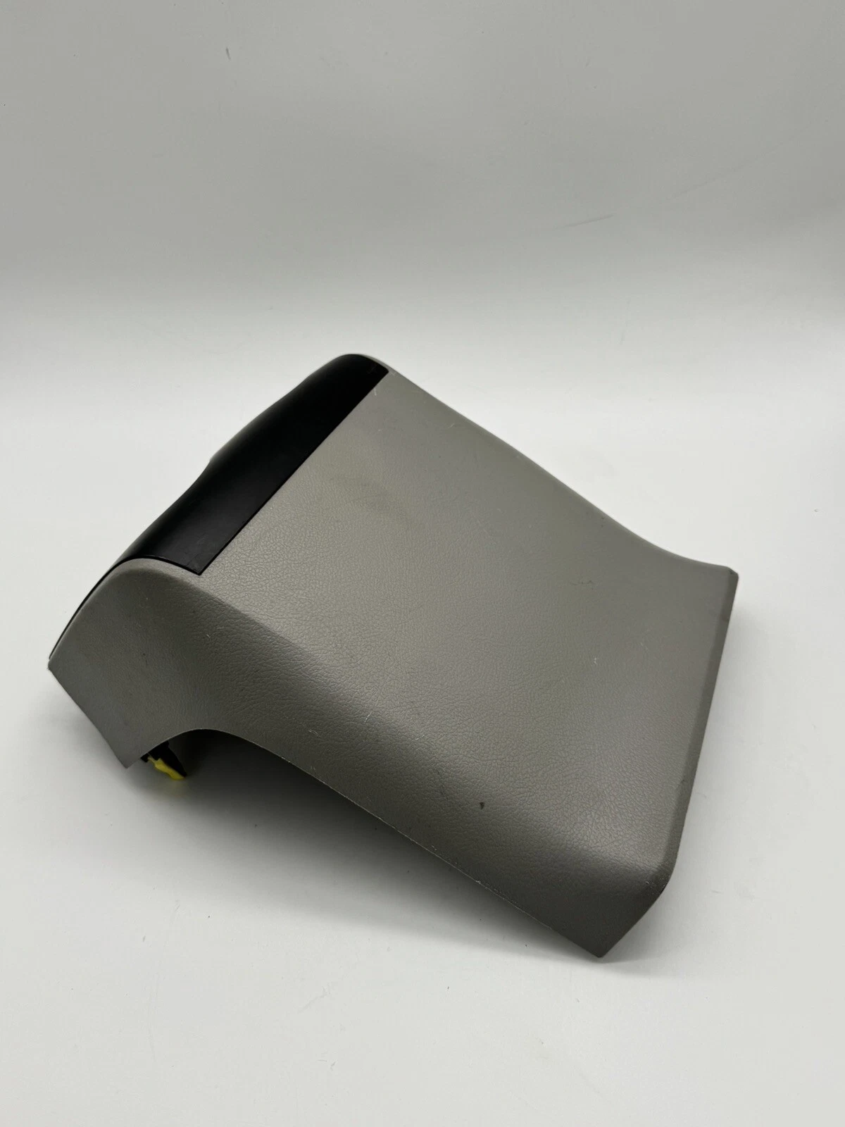2015-2020 TOYOTA SIENNA CENTER CONSOLE REAR END CAP WITH CUP HOLDERS 58804-08040 - Image 5