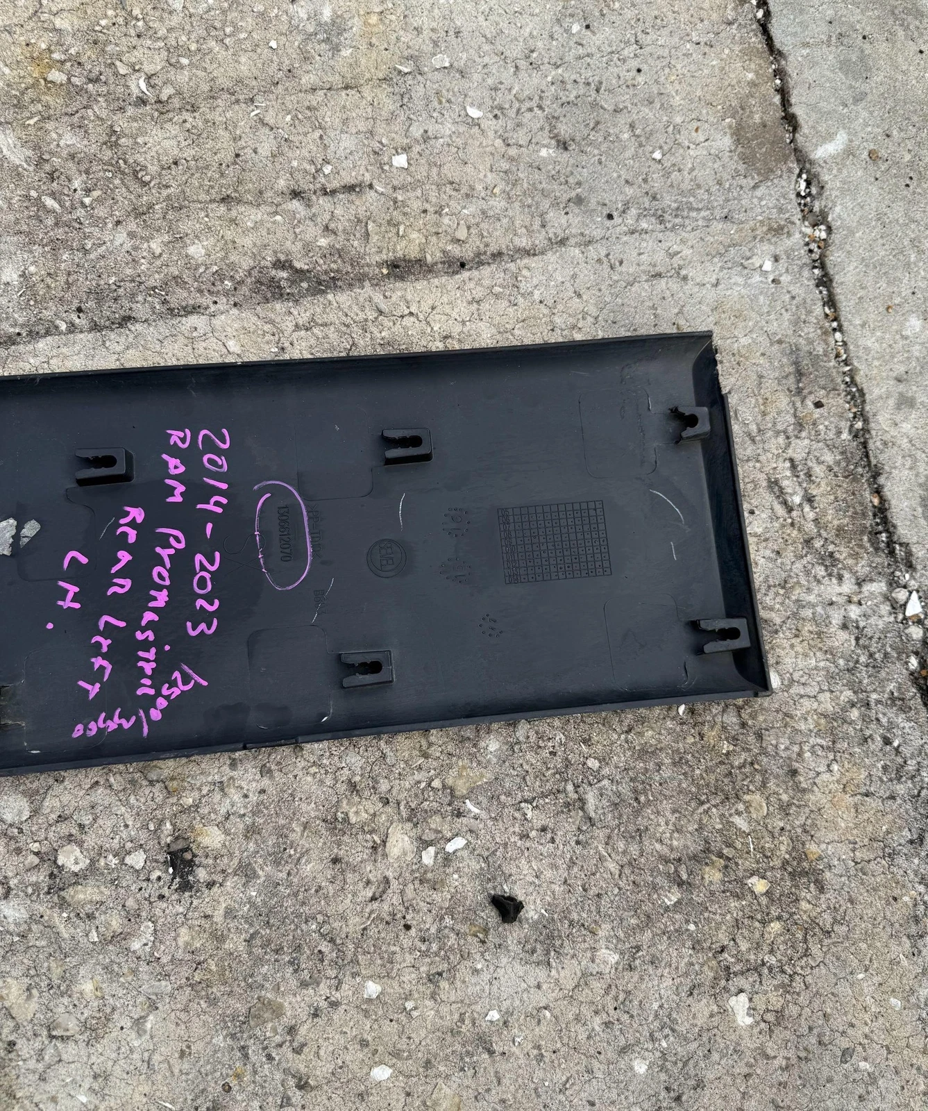 2015-2018 Ram ProMaster Extended Rear Left Side Body Trim Molding 2500-3500 - Image 9