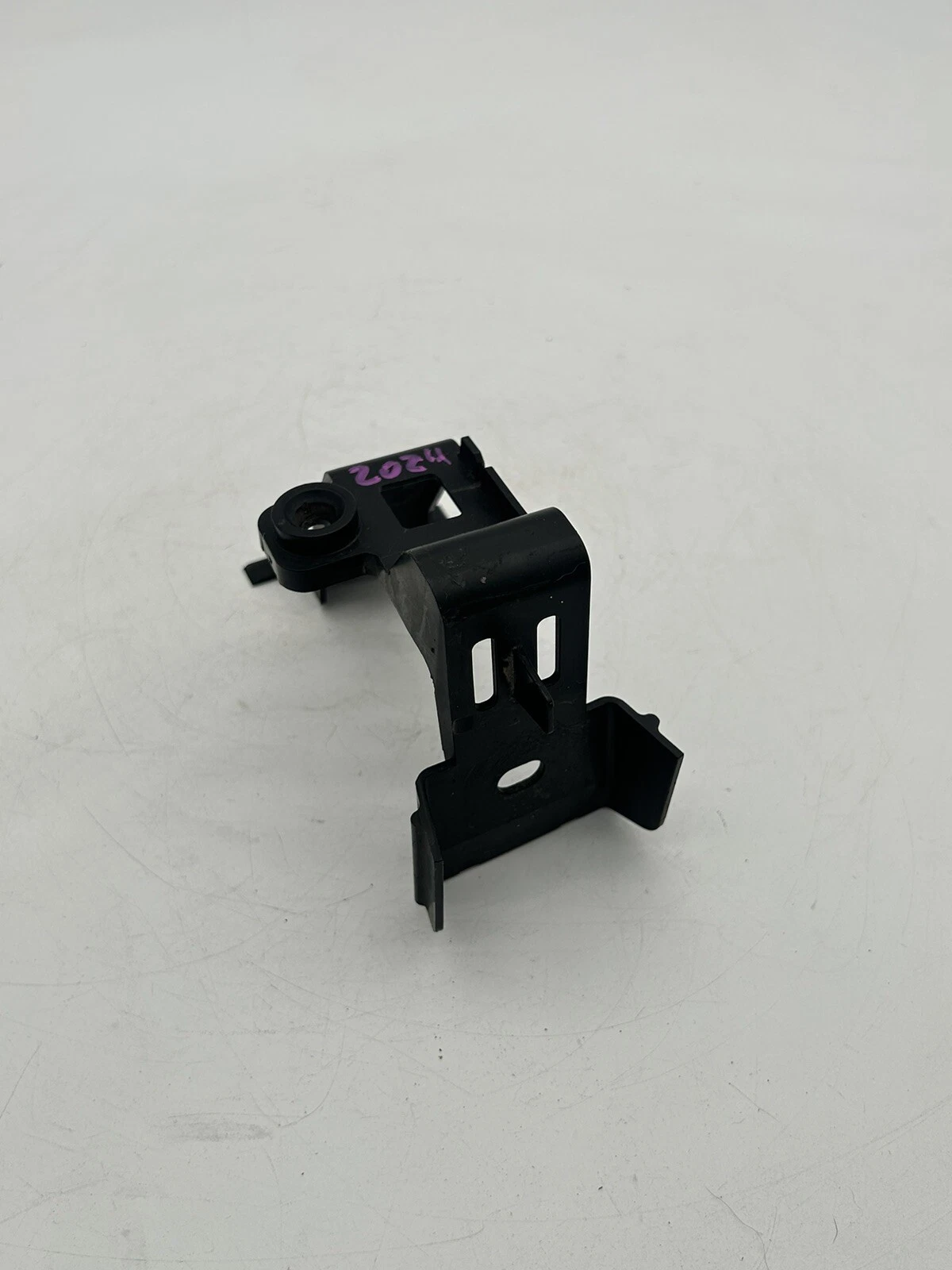 OEM 2016-2023 Mazda Mx-5 Miata (Rear) Bumper Retainer N243-50-2R2 - Image 4