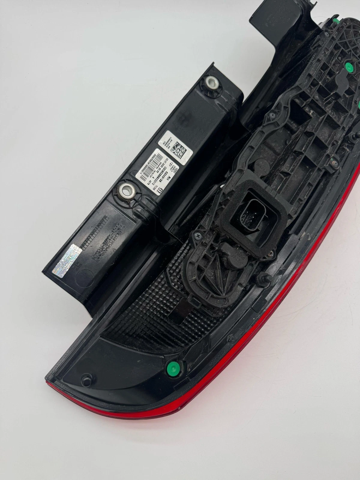 RH 2015-2020 Dodge Promaster City Right Passenger Side Tail Light Lamp 52043139 - Image 11
