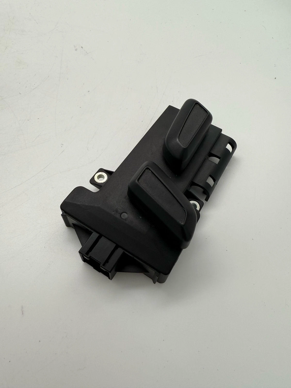 2012-2018 AUDI A6 C7 FRONT LEFT DRIVER SIDE SEAT ADJUSTER CONTROL SWITCH OEM - Image 3