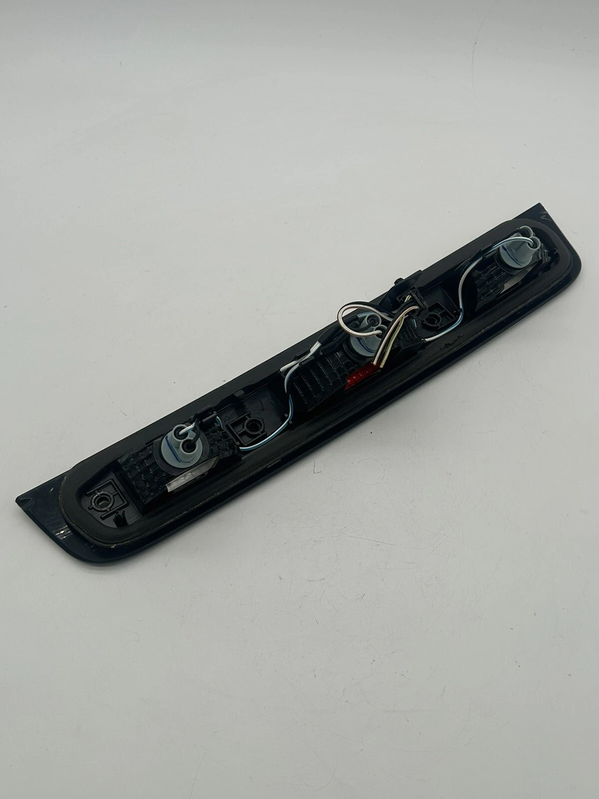 2019-2023 DODGE RAM 1500 REAR CENTER TAIL LIGHT OEM PART NUMBER P68298380AE - Image 12
