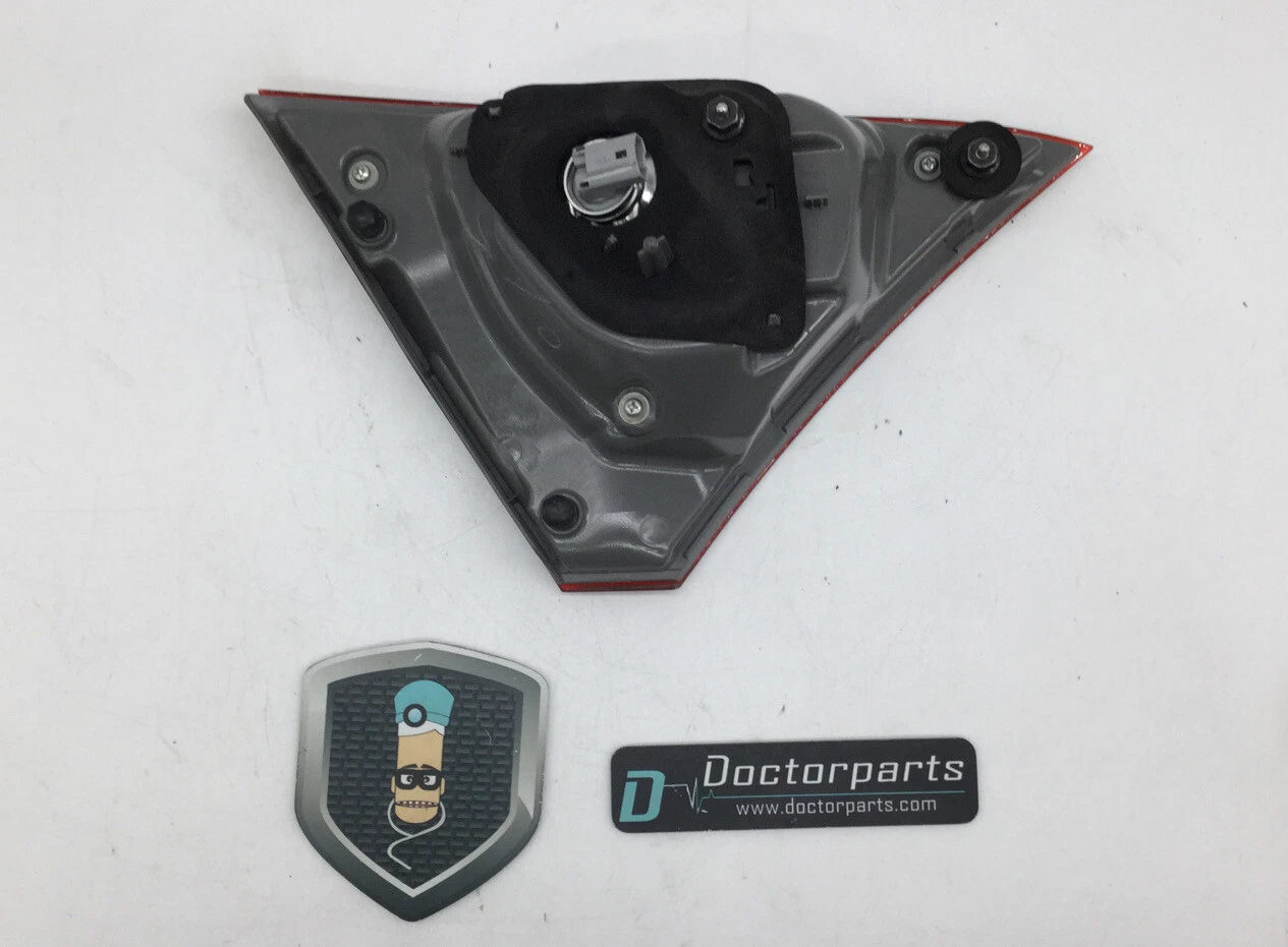 2015 2017 TOYOTA CAMRY REAR INNER TAILLIGHT RIGHT PASSENGER SIDE USED OEM 945235 - Image 5