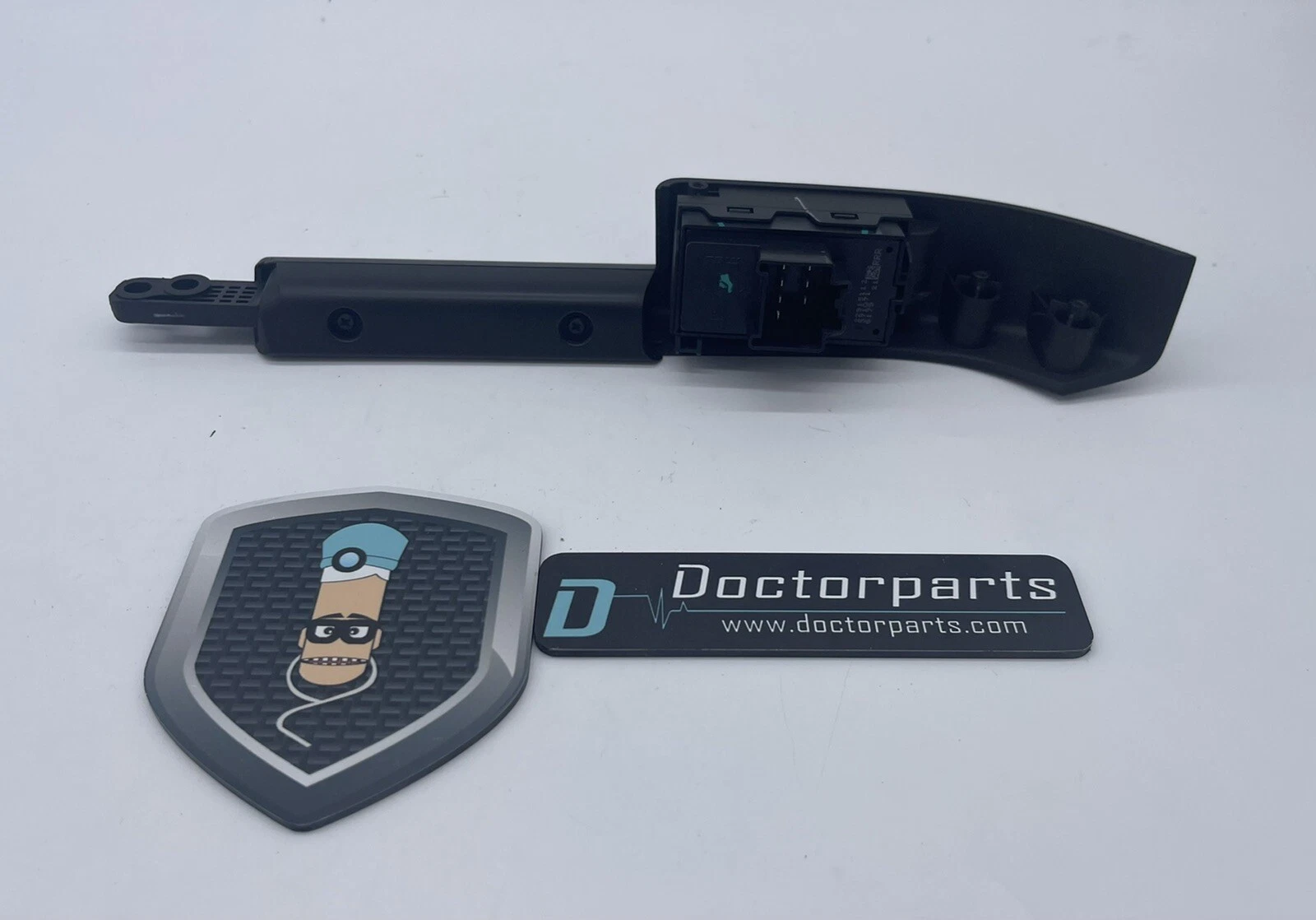 CHEVROLET TRAX REAR RIGHT PASSENGER SIDE DOOR WINDOW SWITCH OEM 2017 - 2020 ✔️ - Image 3