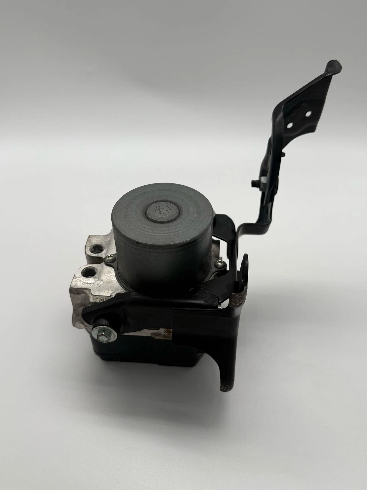 2016 - 2019 TOYOTA 4RUNNER ABS ANTI LOCK BRAKE PUMP MODULE OEM 4454035010 4X2 - Image 10