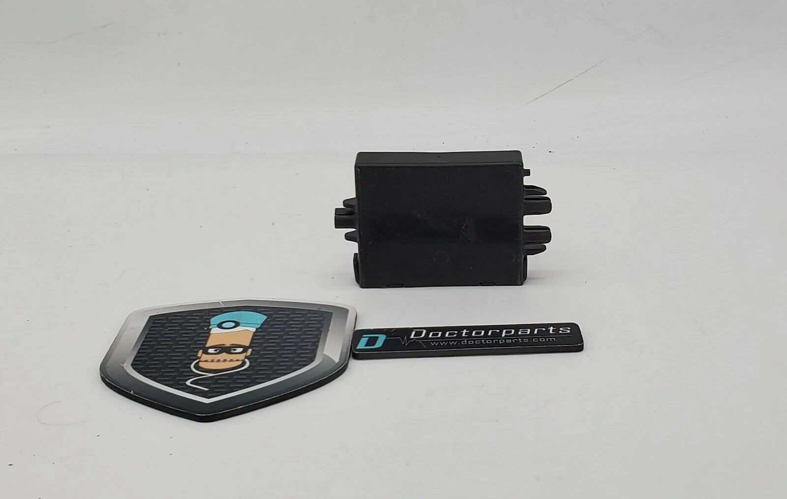 2011-2016 Toyota Sienna Immobilizer Control Module 89780-08040 OEM - Image 3