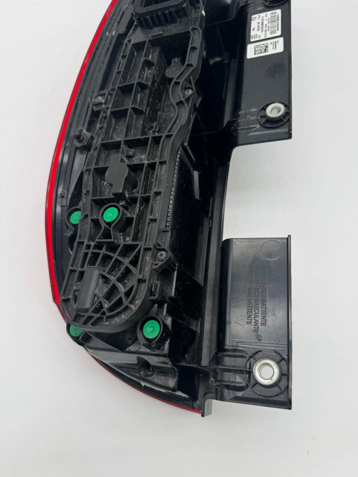 RH 2015-2020 Dodge Promaster City Right Passenger Side Tail Light Lamp 52043139 - Image 9
