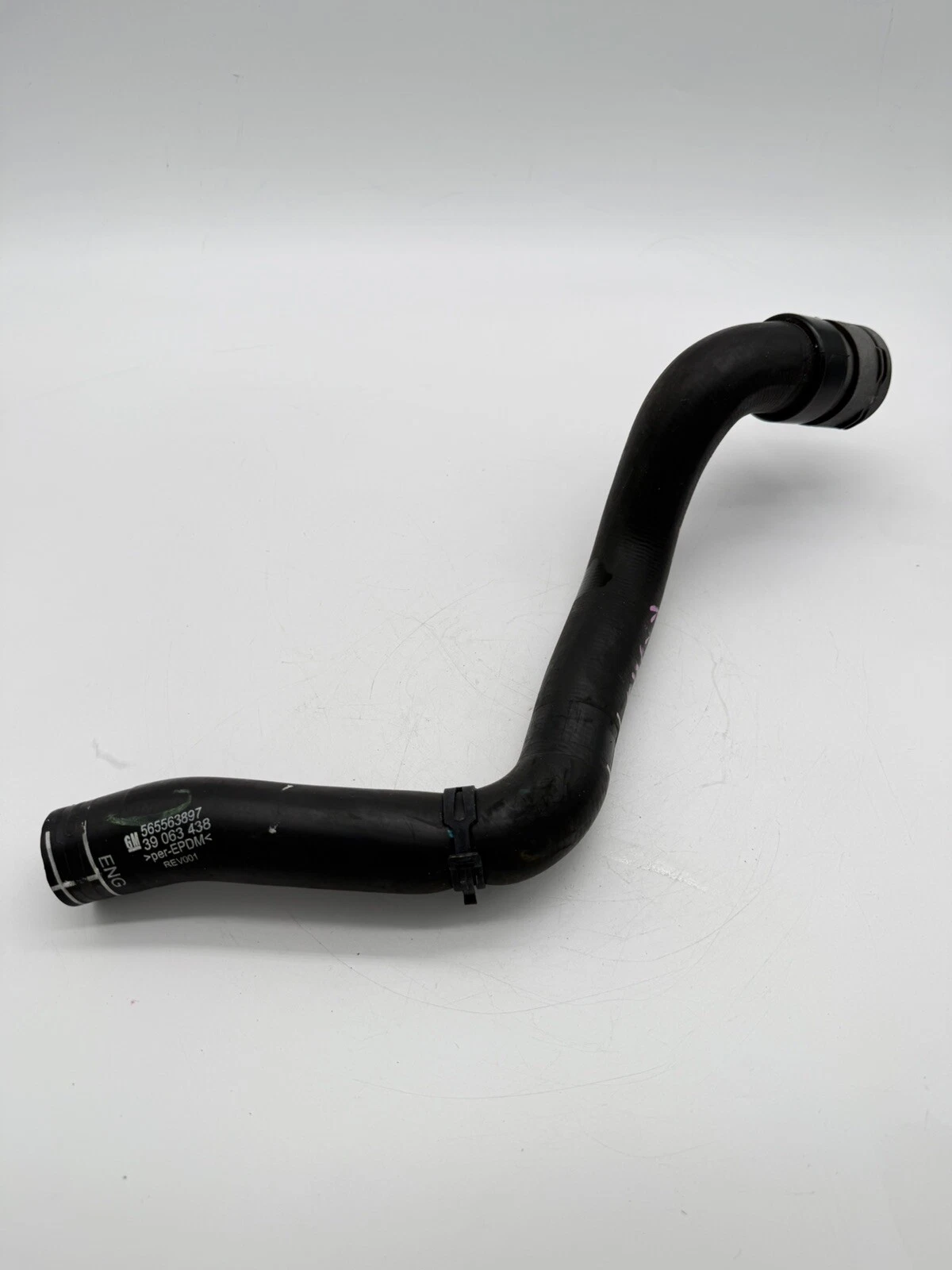 2016-2019 CHEVROLET CRUZE ENGINE RADIATOR UPPER INLET COOLANT HOSE PIPE OEM - Image 2