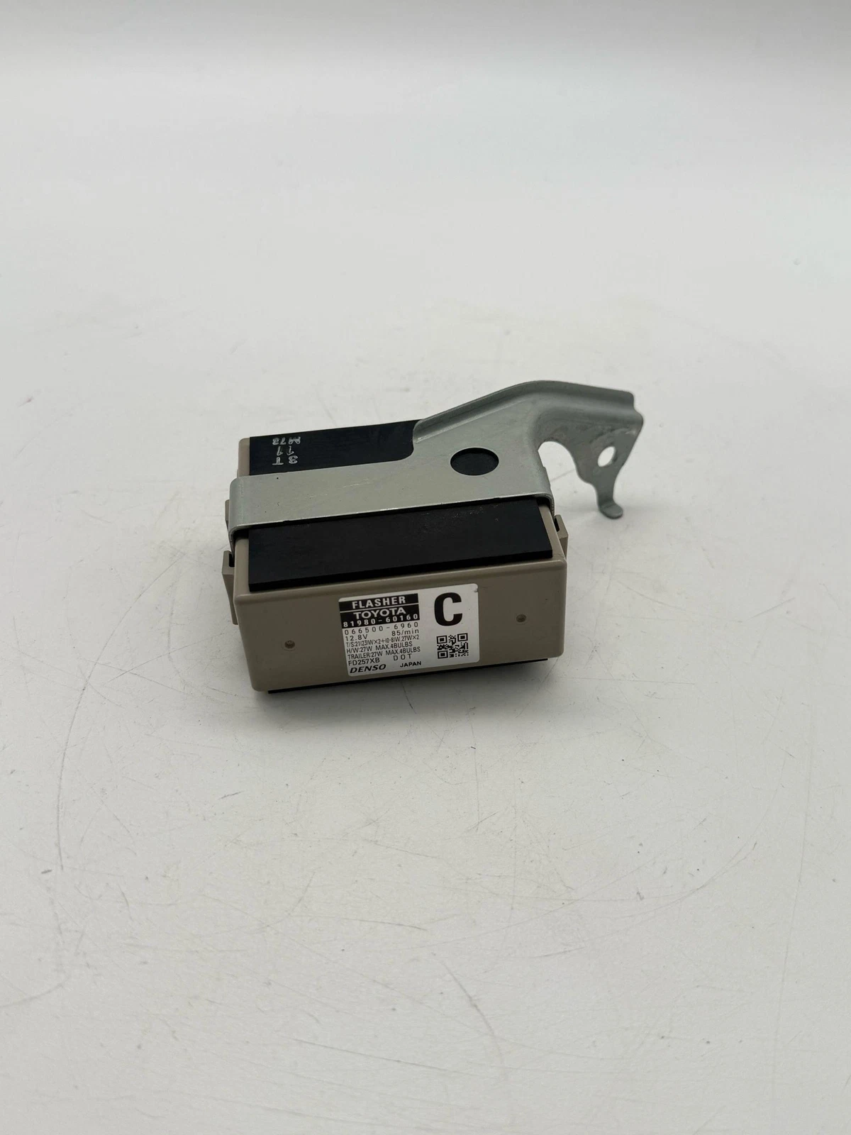 2010-2019 TOYOTA 4RUNNER TURN SIGNAL FLASHER MODULE P/N 81980-60160 - Image 7