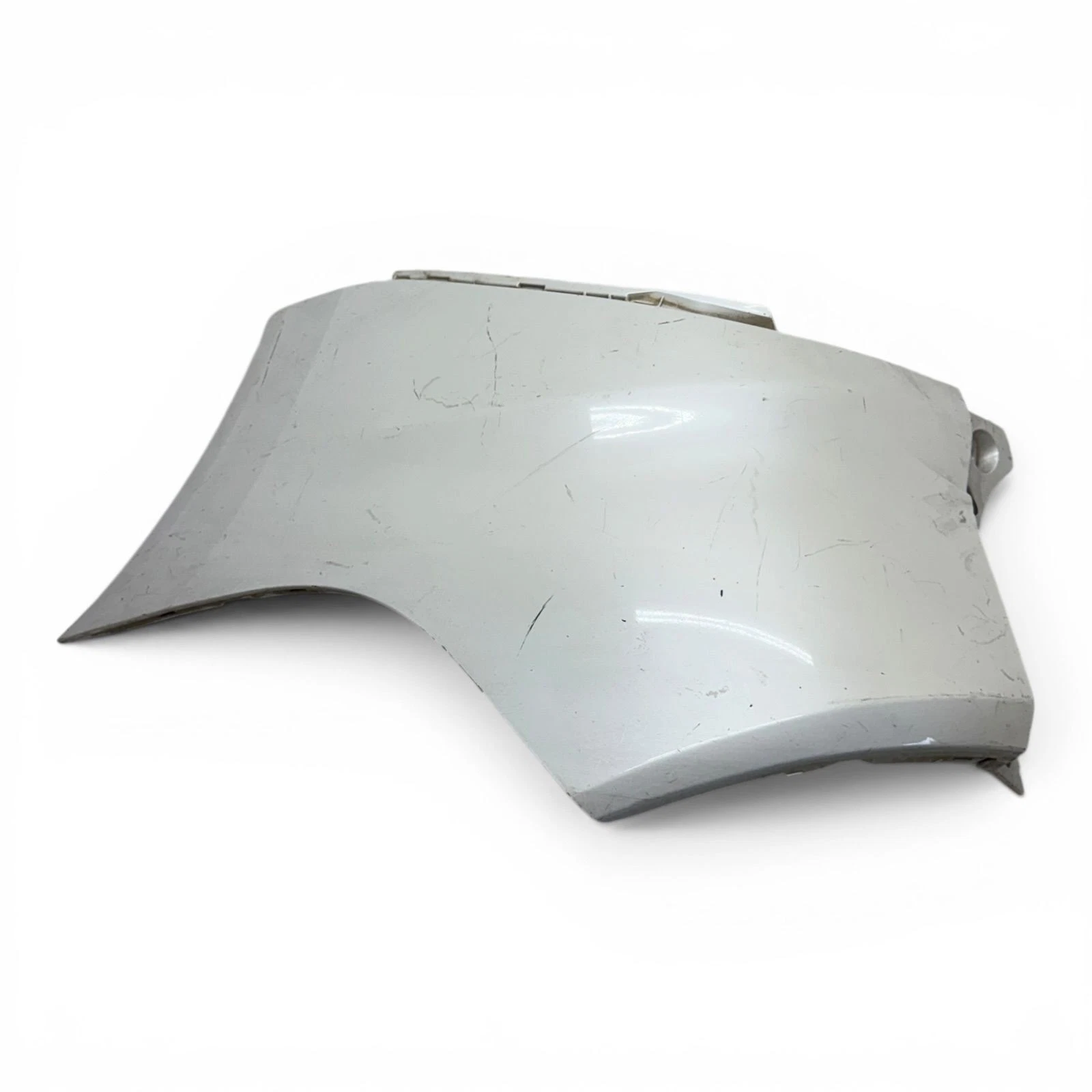 2018-2021 BUICK ENCLAVE REAR RIGHT SIDE BUMPER END UPPER COVER PANEL 84364107 - Image 9