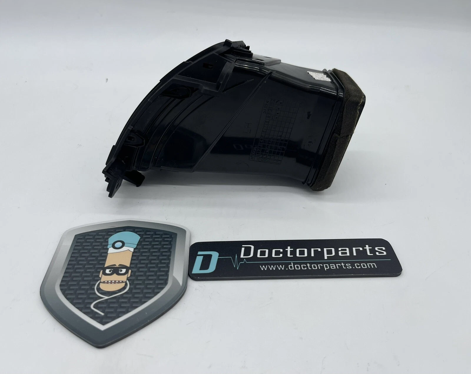 2011-2013 KIA SORENTO DASHBOARD CENTER LEFT SIDE AC A/C AIR VENT GRILLE OEM - Image 3