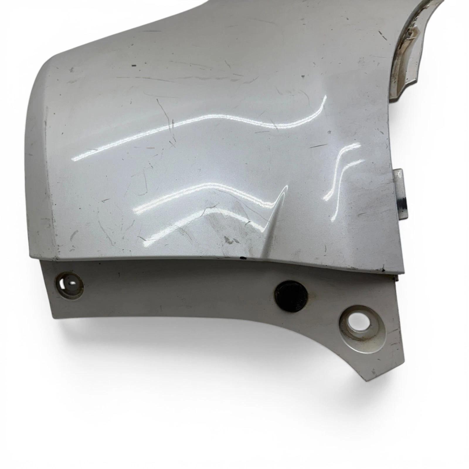 2018-2021 BUICK ENCLAVE REAR RIGHT SIDE BUMPER END UPPER COVER PANEL 84364107 - Image 6
