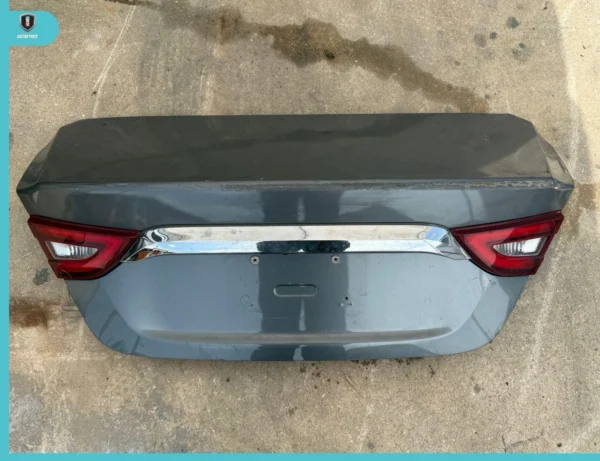 2016-2018 NISSAN MAXIMA REAR TRUNK DECK LID TAILGATE OEM