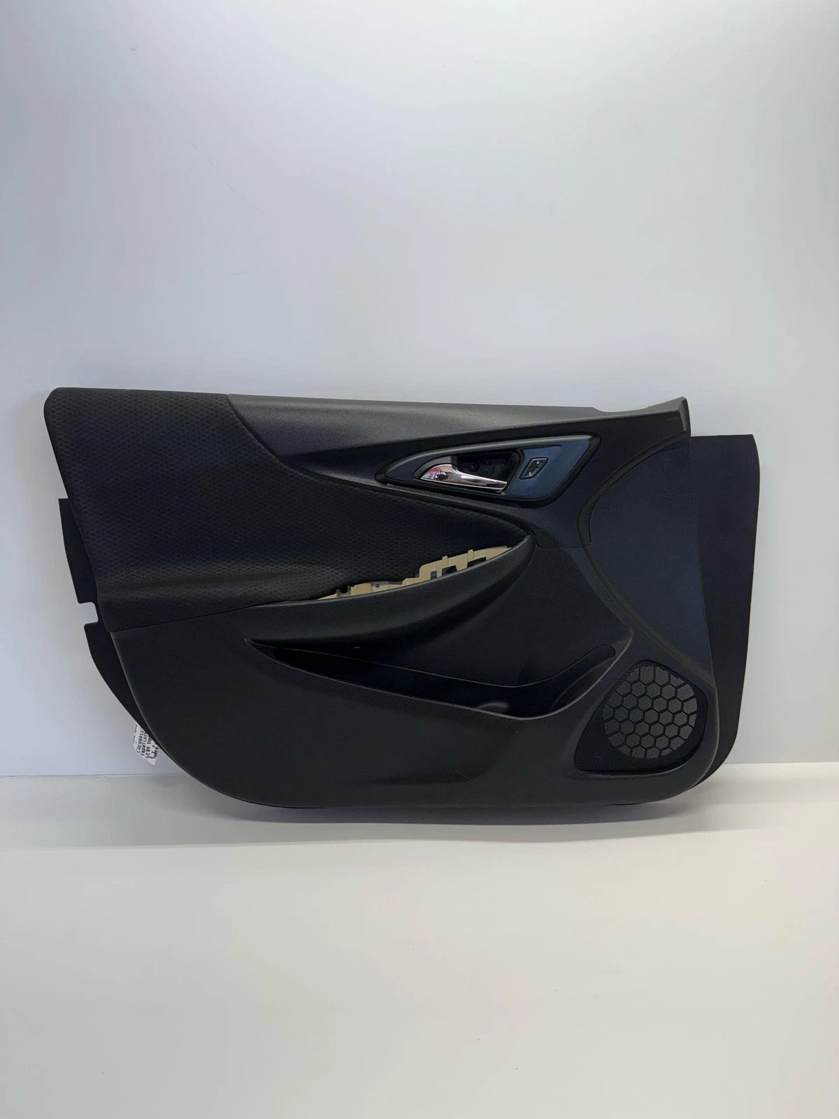 2016-2018 Chevrolet Malibu Driver Side Front Door Panel OEM - Image 7