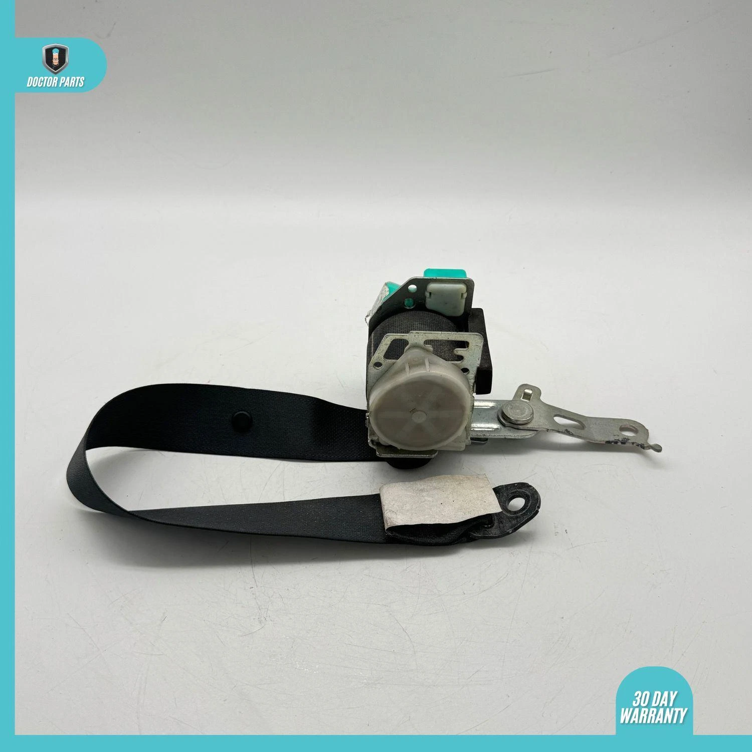 2014-2019 TOYOTA COROLLA SEDAN REAR 2ND ROW RIGHT SIDE SEAT BELT SEATBELT OEM