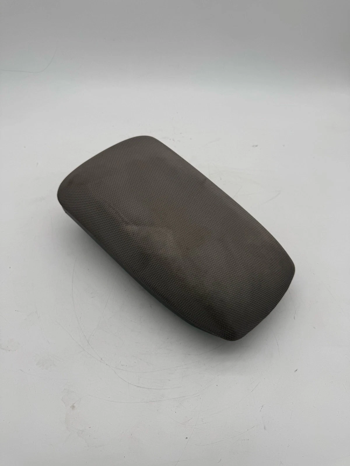 2014-2019 TOYOTA COROLLA ARMREST CENTER CONSOLE LID GREY CLOTH OEM - Image 5