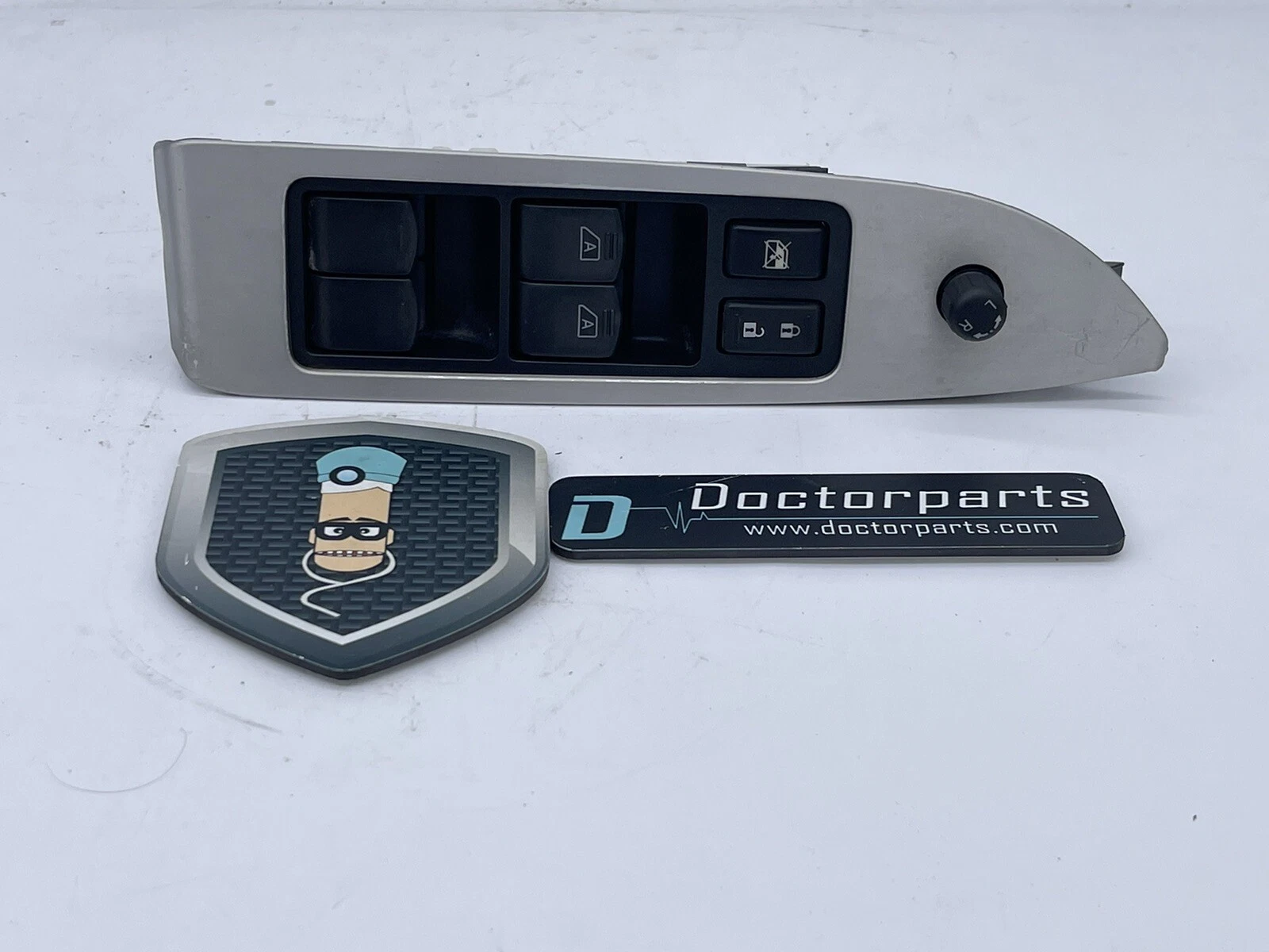 2009 - 2014 NISSAN MURANO LEFT FRONT DRIVER MASTER WINDOW SWITCH OEM 25401-1AA0B