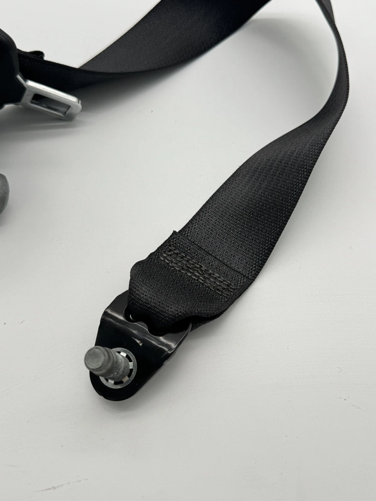 2011-2016 CHEVROLET CRUZE LH LEFT REAR DRIVER SEAT BELT RETRACTOR OEM - Image 7